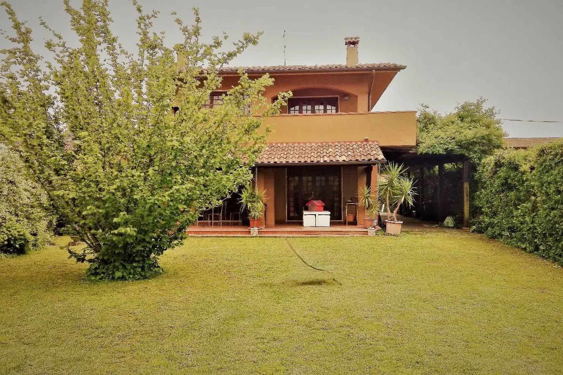 Villa con giardino a Forte dei Marmi, Toscana
