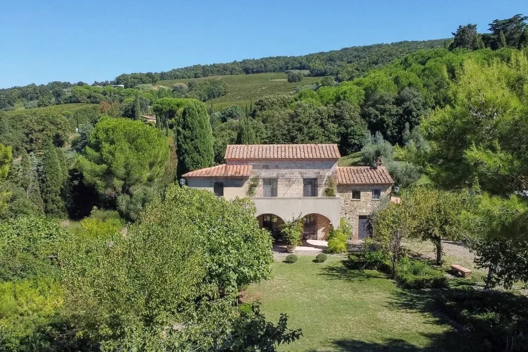 Villa panoramica a Casale Marittimo, Toscana