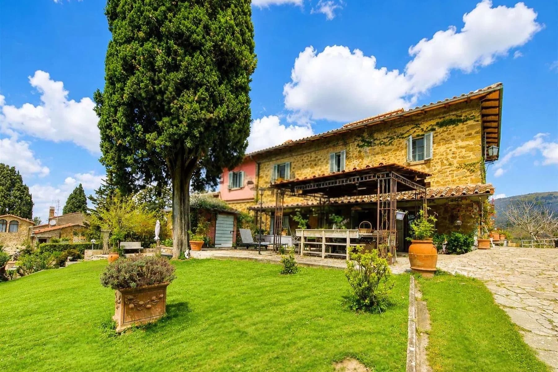 Casale con Piscina a Panzano In Chianti, Toscana