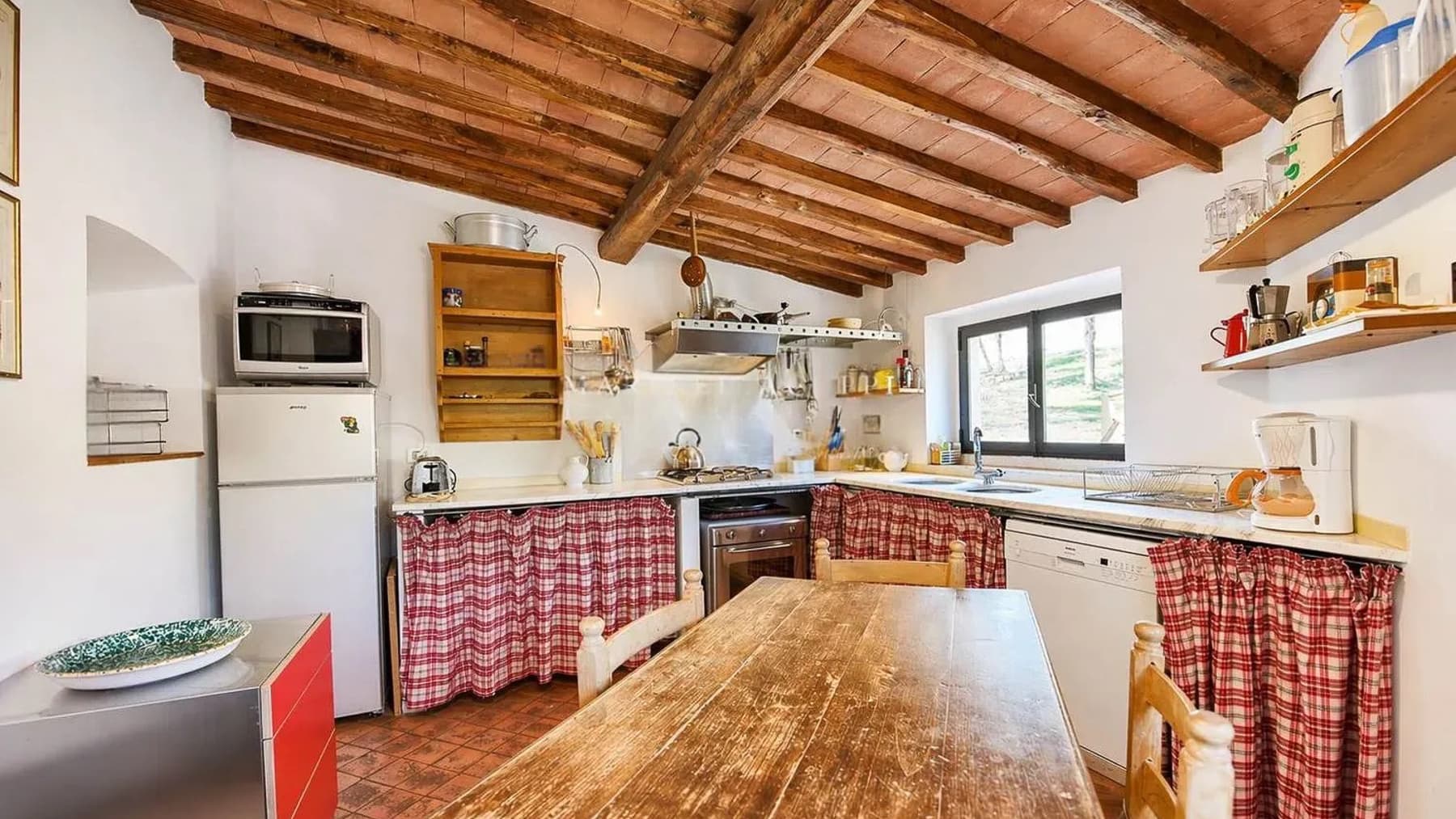 Charming Farm in Montefioralle, Tuscany