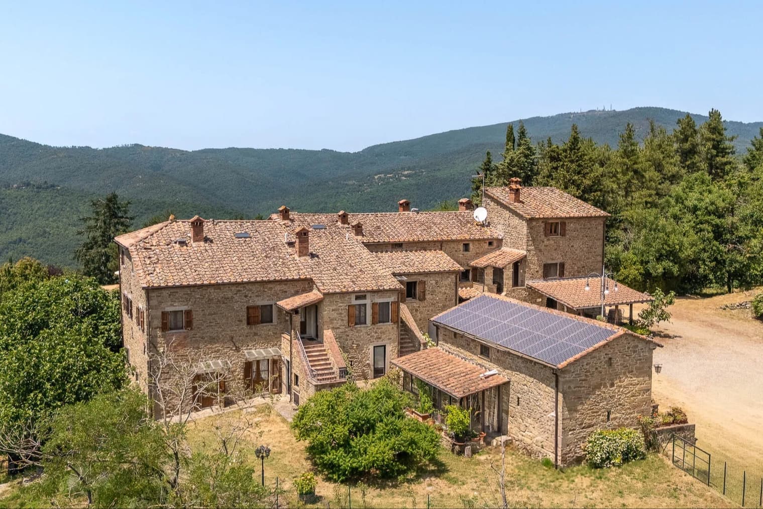 Casale caratteristico a Subbiano, nel cuore della Toscana