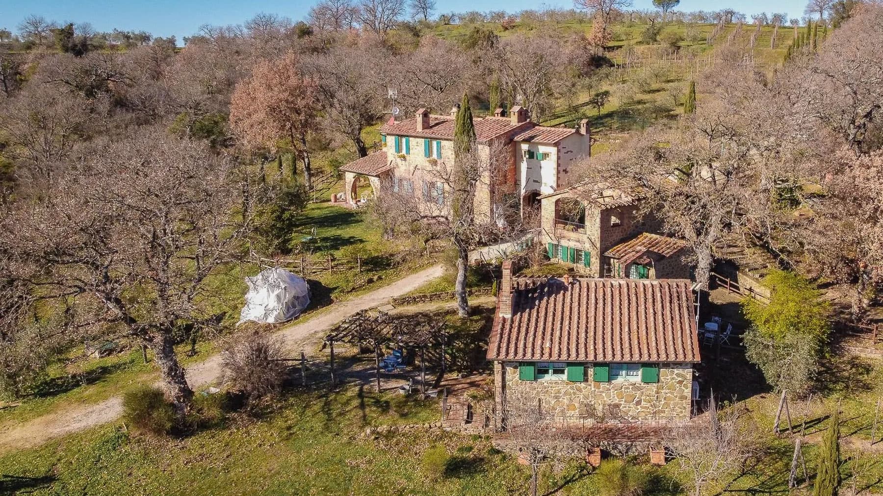 Casale autentico con piscina a Castiglione del Lago