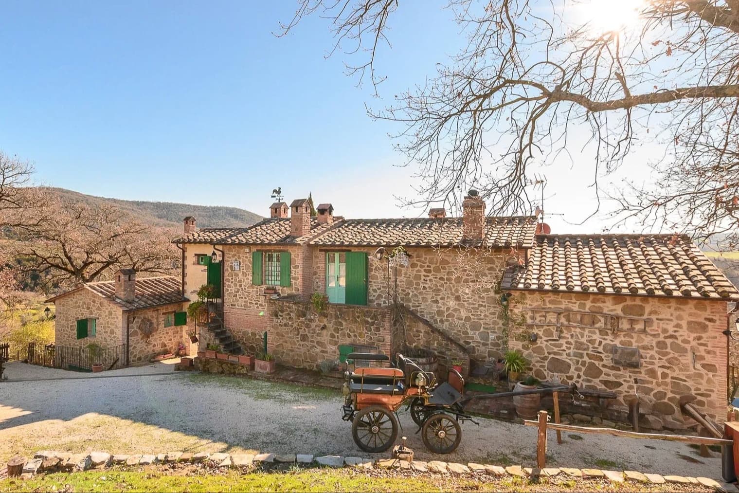 Casale autentico con piscina a Castiglione del Lago