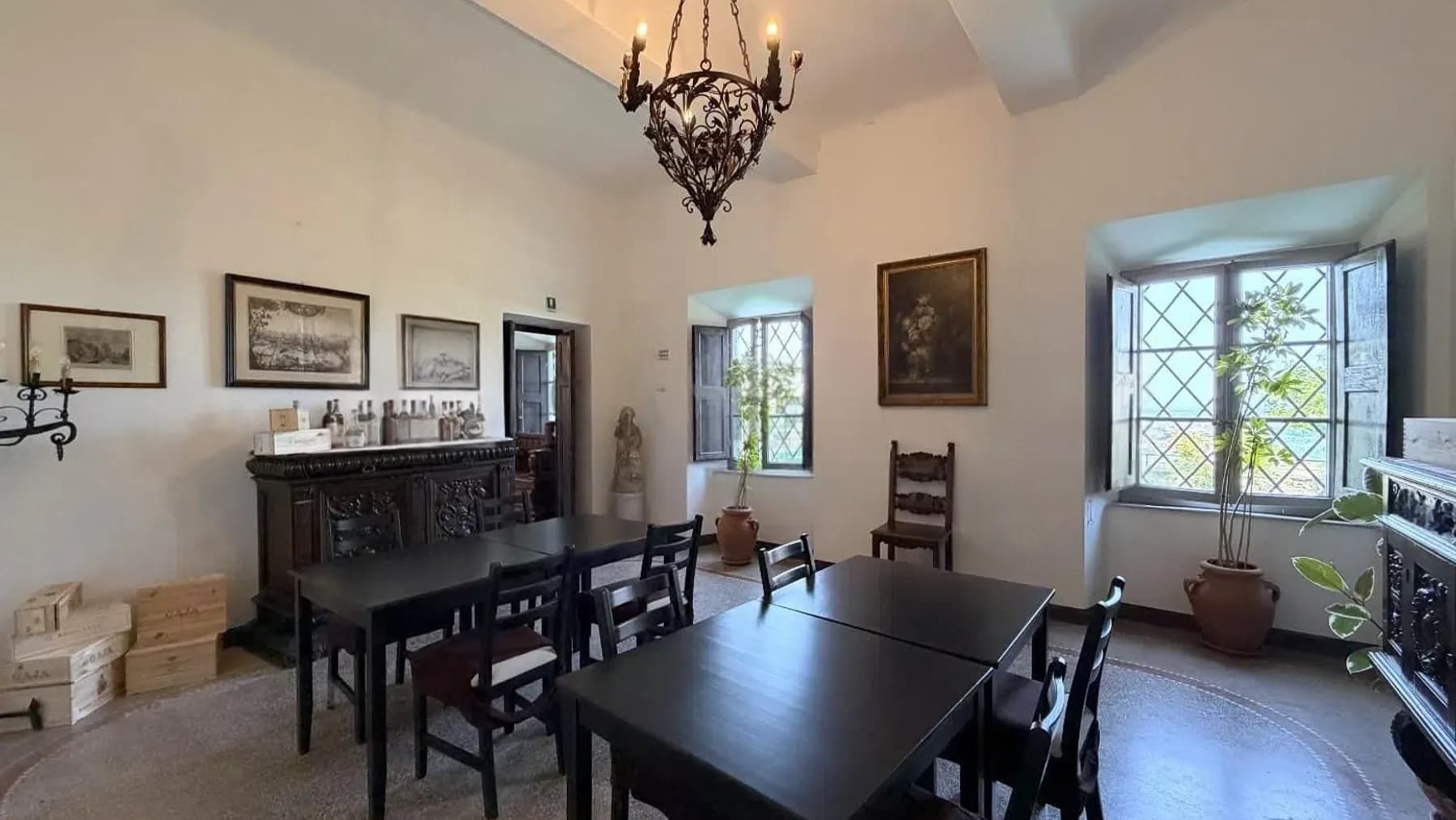 Casale storico a Camaiore con giardino, Versilia