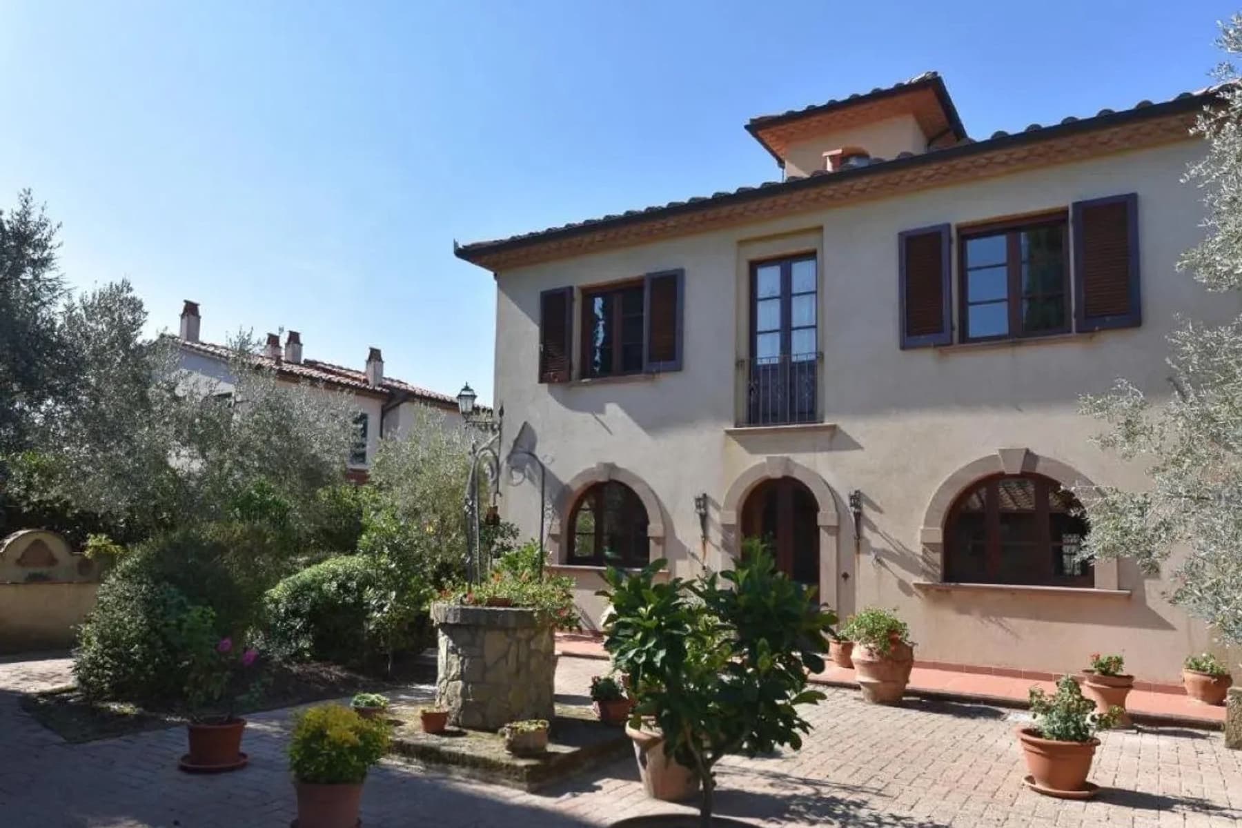 Villa esclusiva con piscina a Montescudaio, Toscana