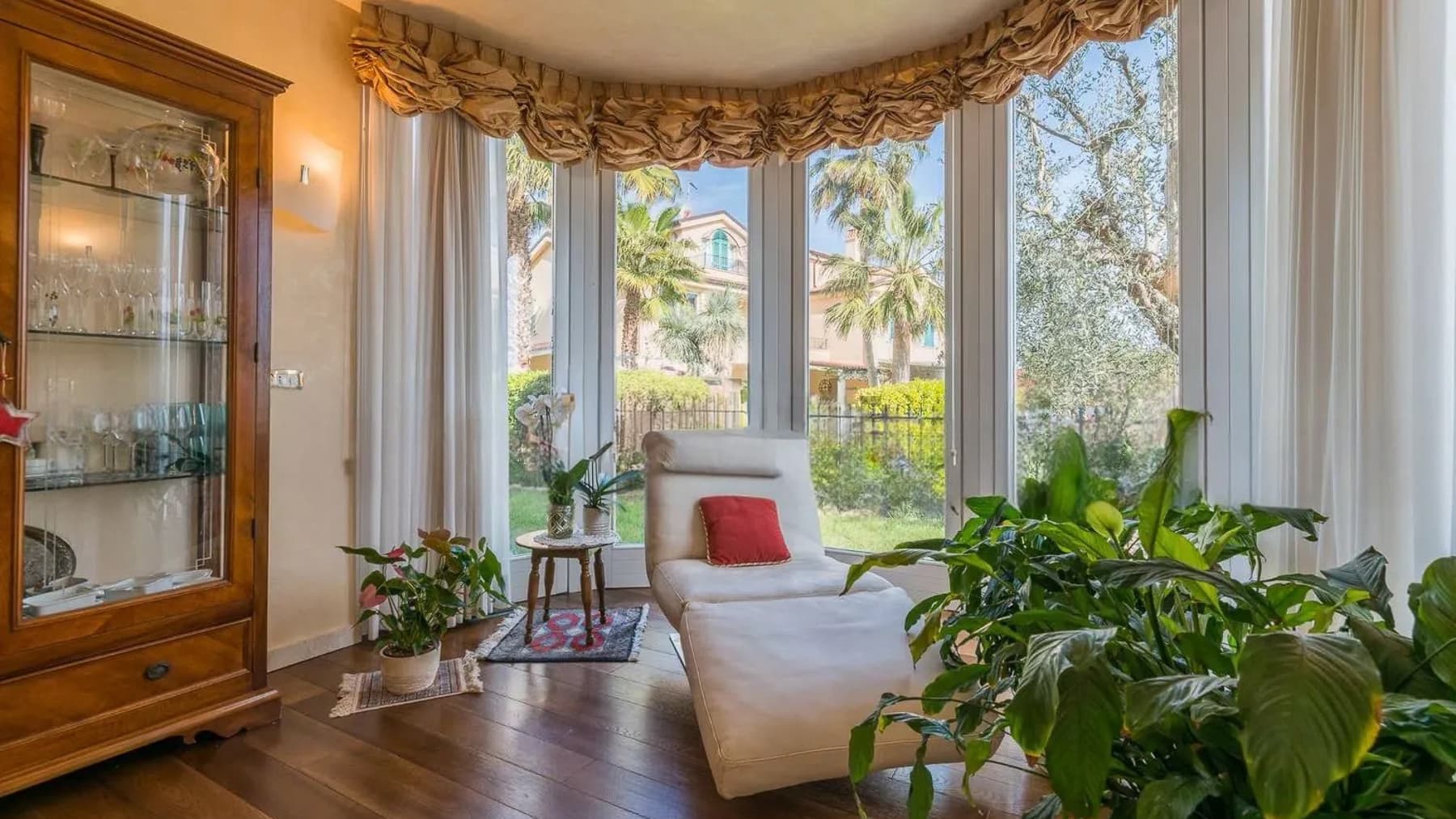 Charming Villa in Porto San Giorgio, Marche