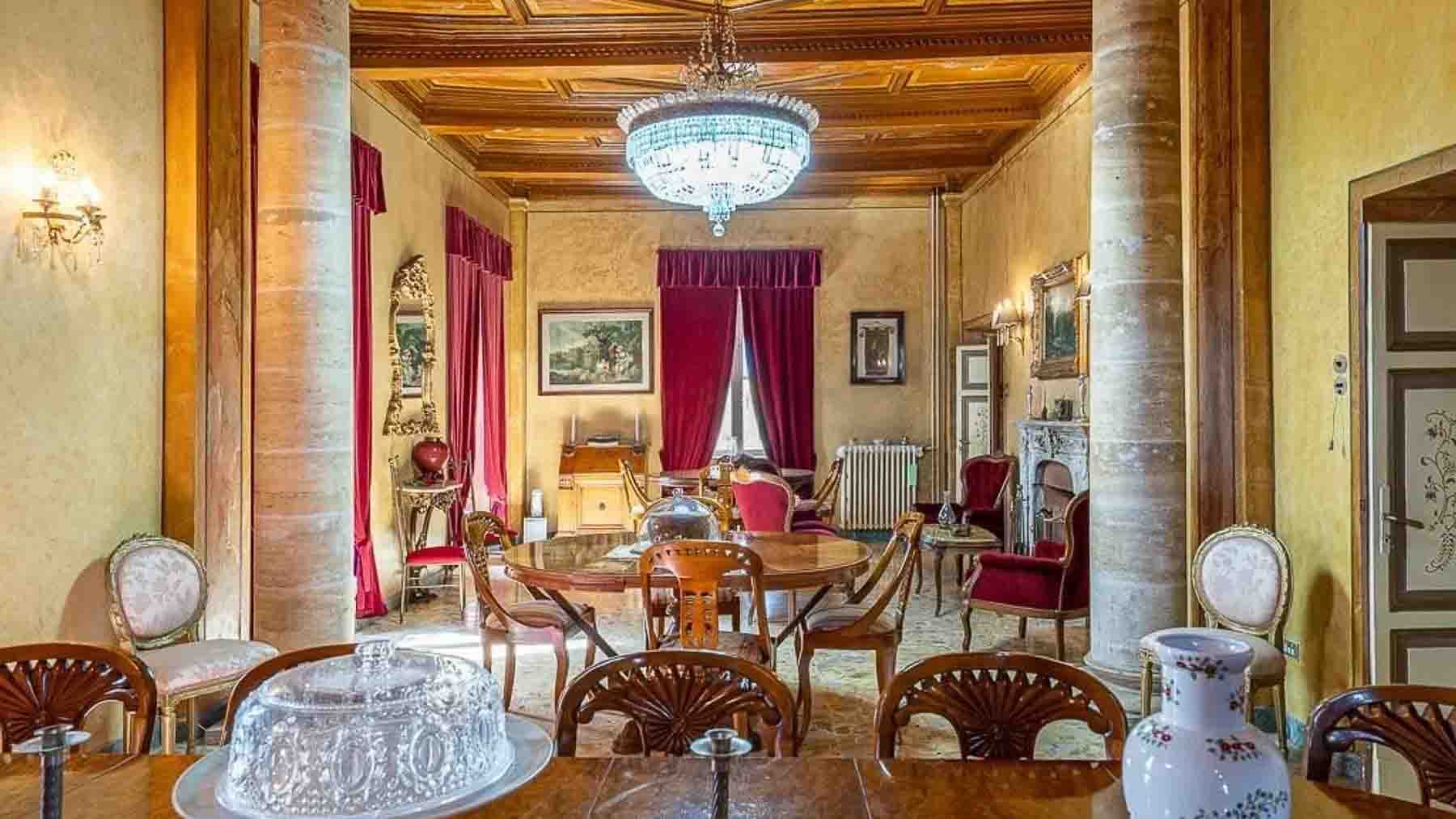 Interiors (13)