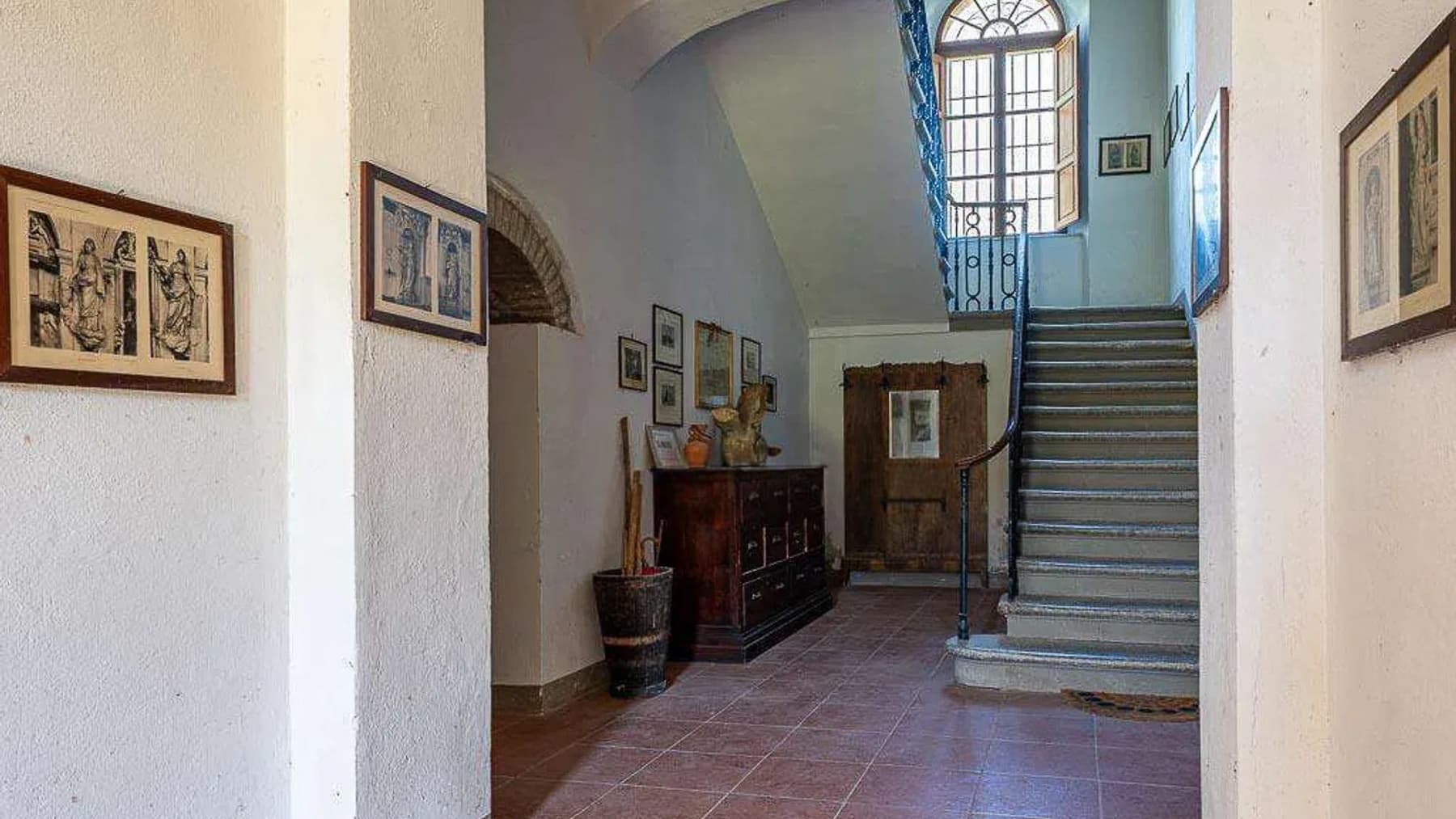 Appartamento in villa a Volterra, Toscana, oltre 1000 mq