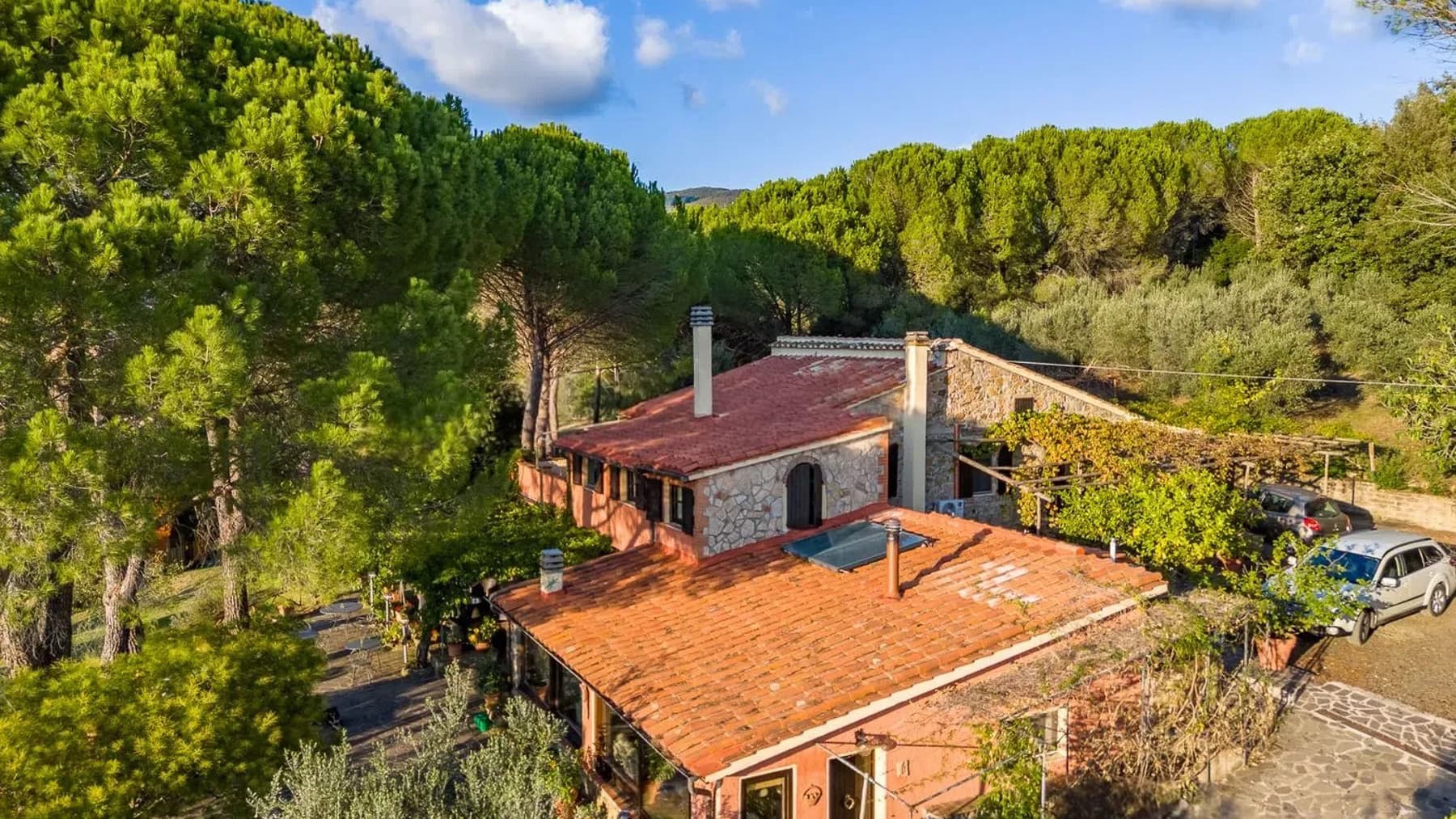 Casale in Maremma Toscana, vista lago e mare