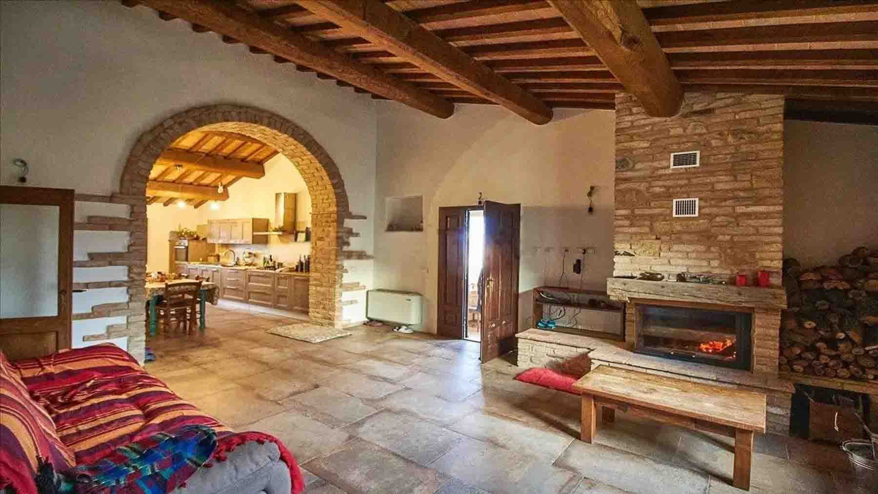 Interni (10)