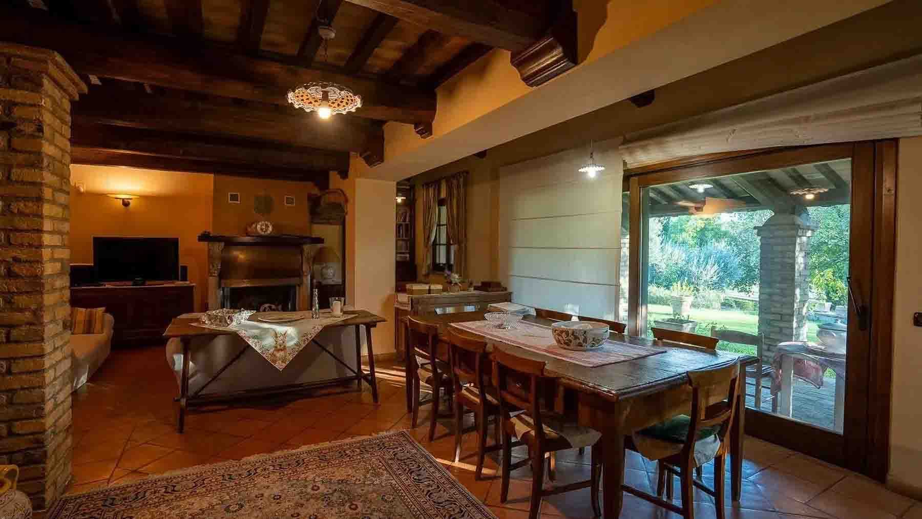 Interiors (4)