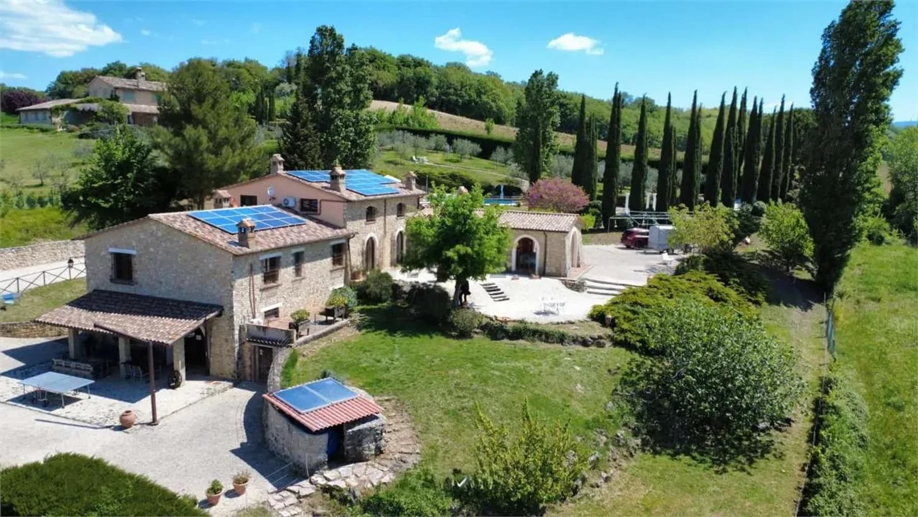 Charming Villa in Todi, Umbria's Scenic Beauty