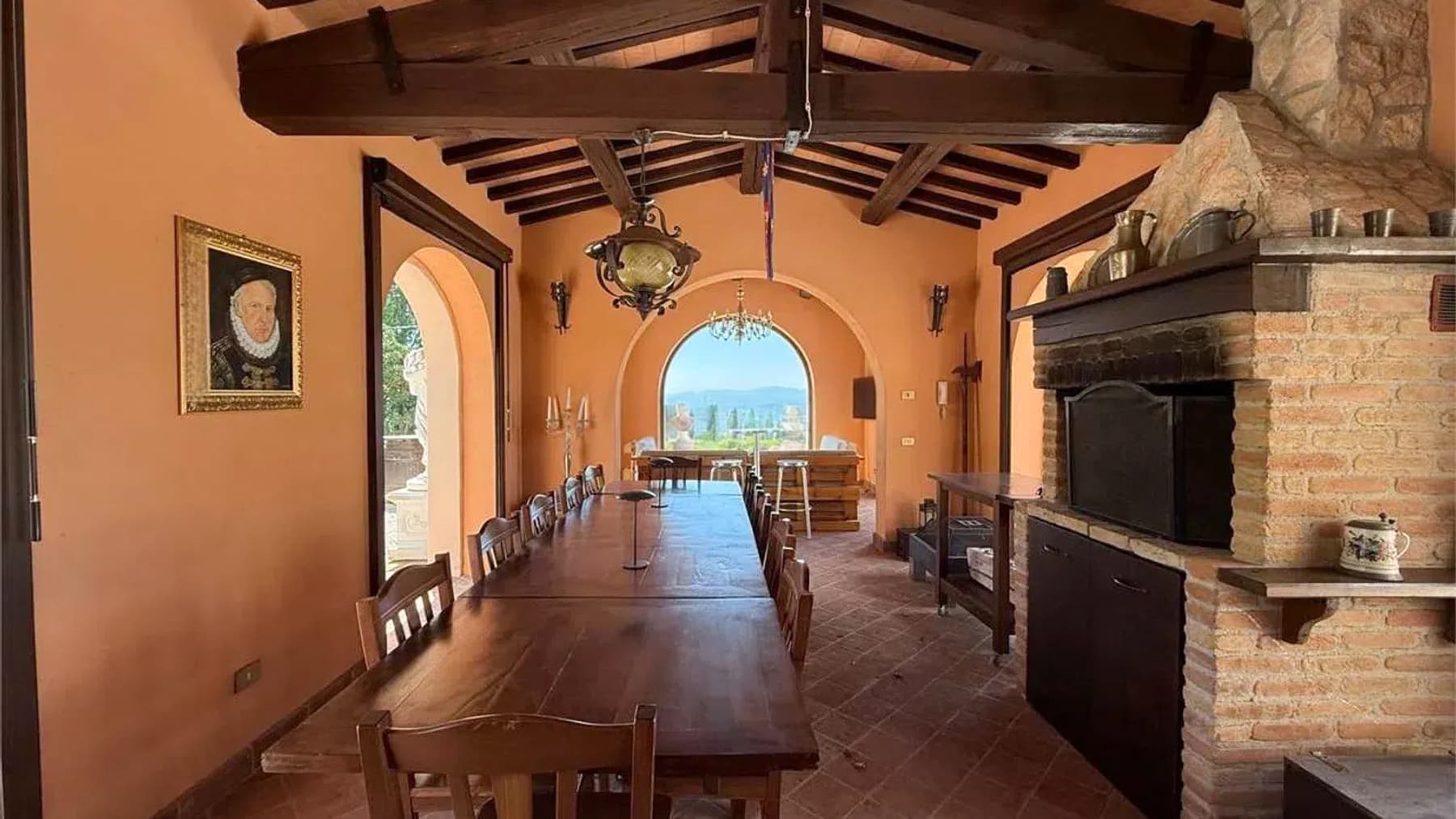 Interiors (16)