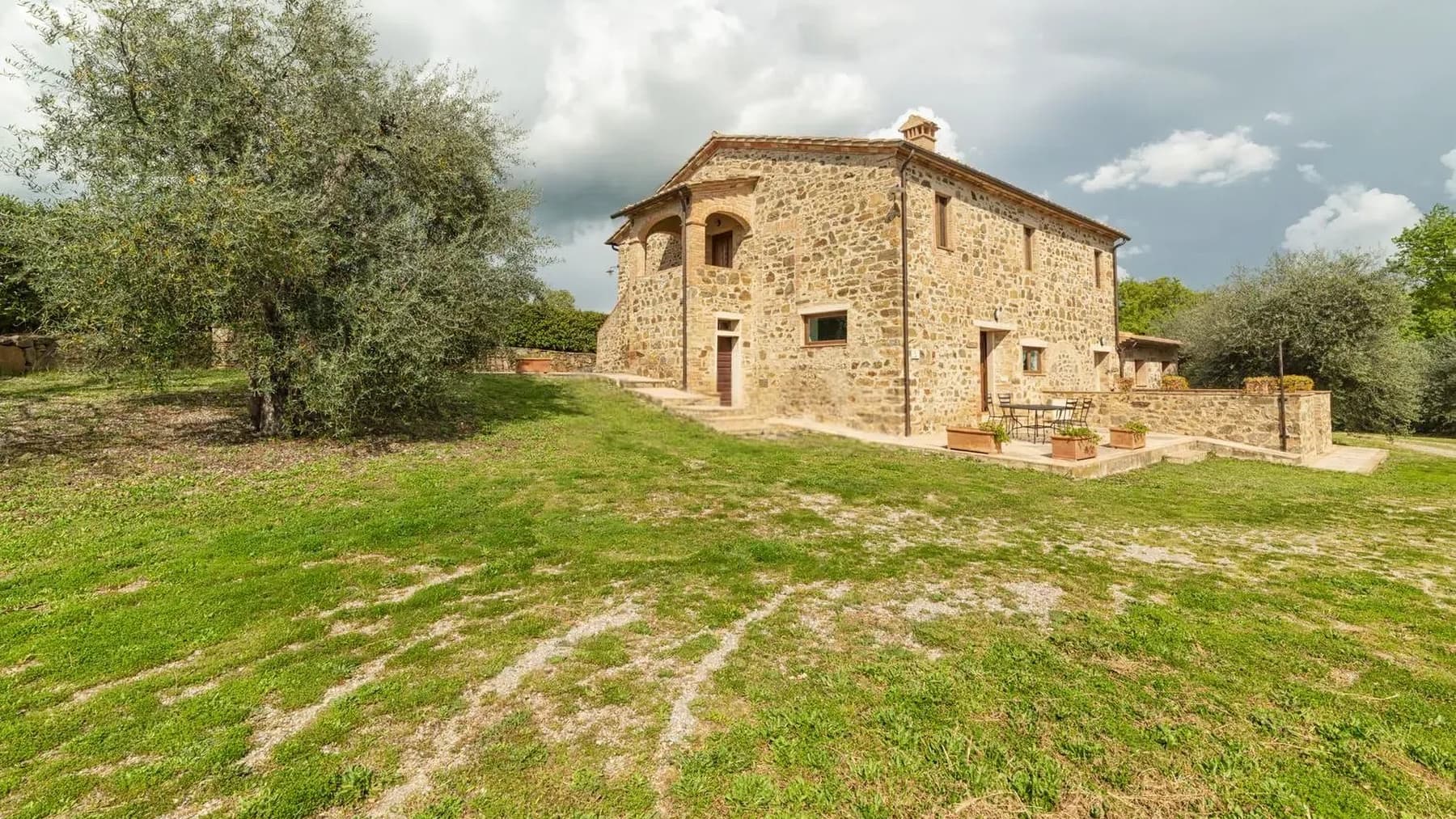 Charming Villa in Val d'Orcia, Tuscany