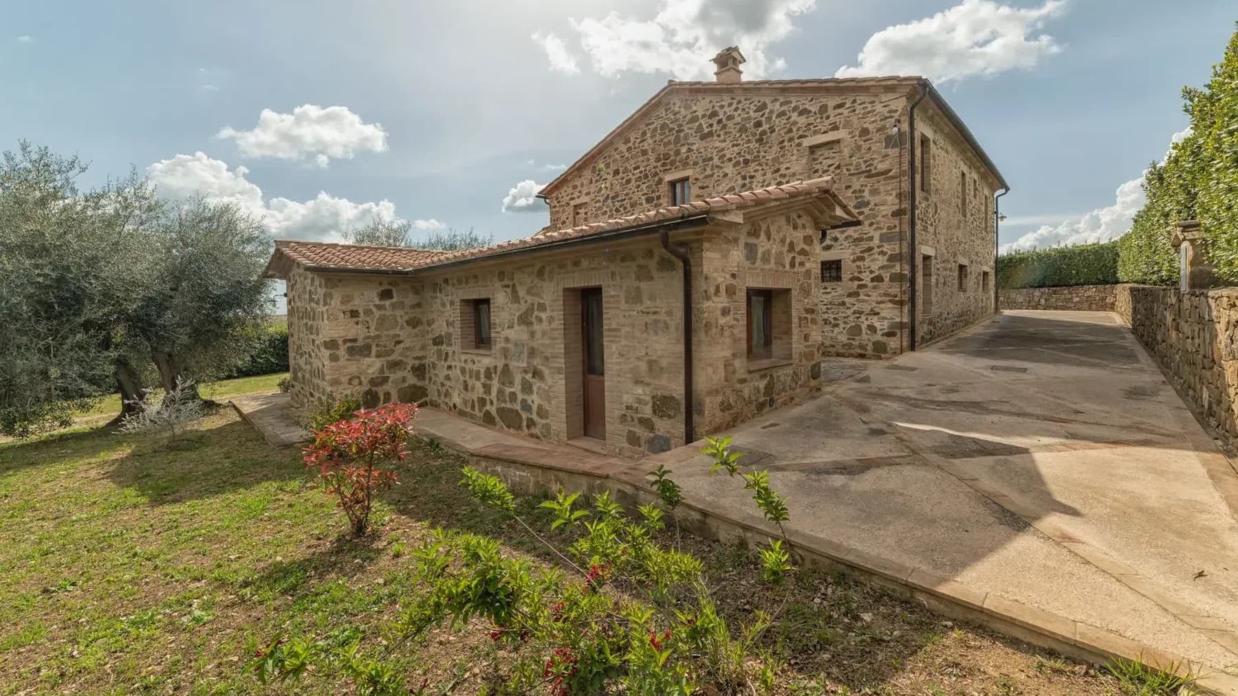 Charming Villa in Val d'Orcia, Tuscany