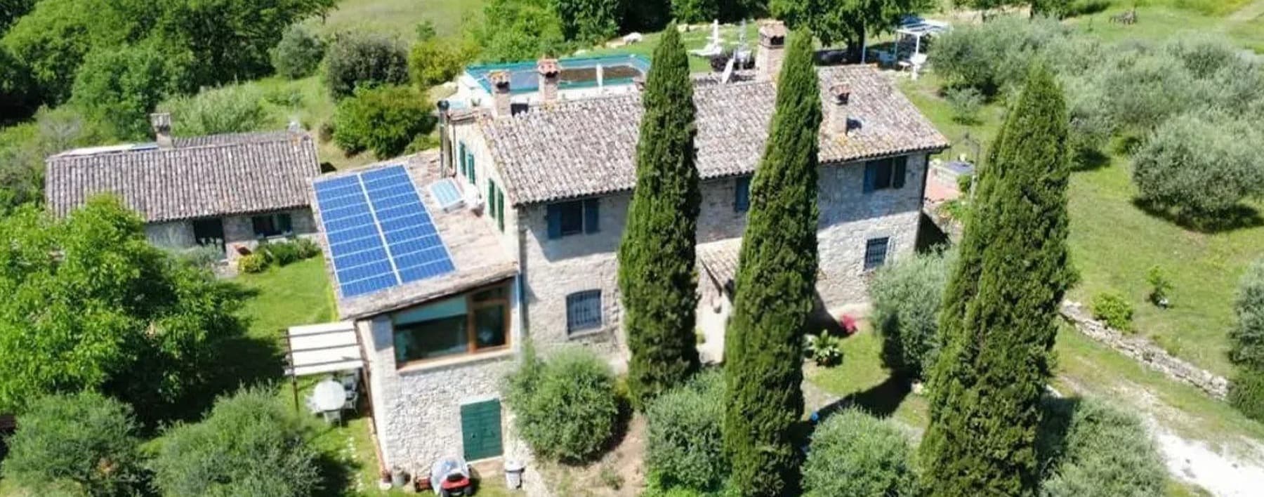Casale panoramico in Umbria, tra Todi e Monte Castello