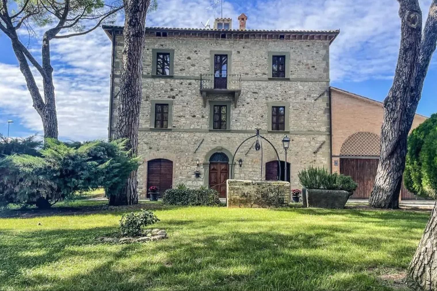 Charming Villa in Fratta Todina, Umbria