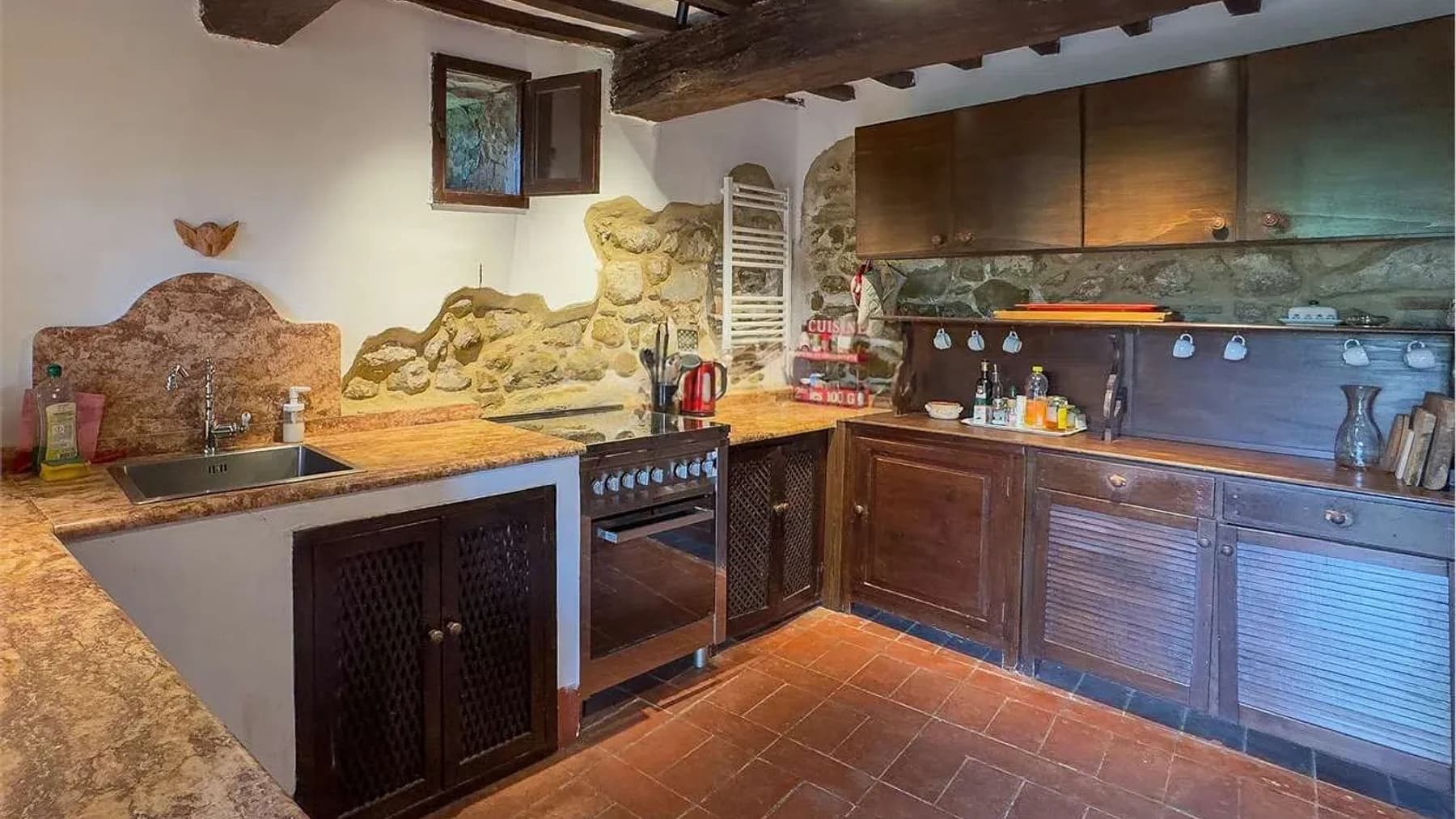 Interiors (7)