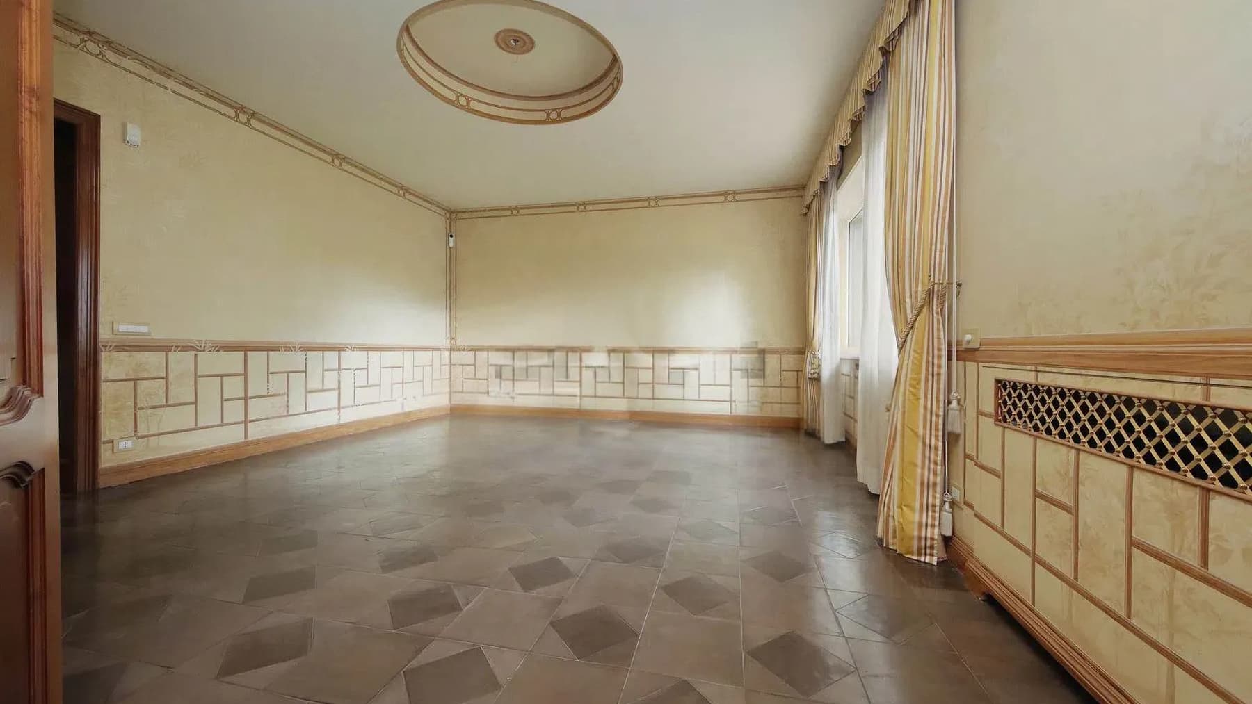Elegant Villa in Rome, Lazio Region