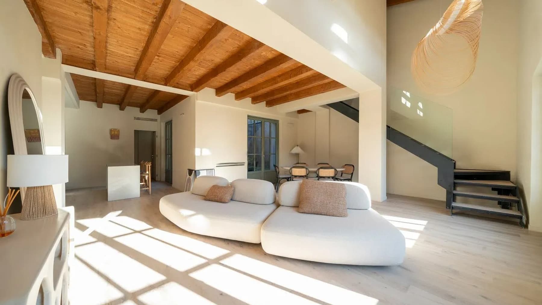 Apartment in Milano, Lombardy - Perfect Urban Living