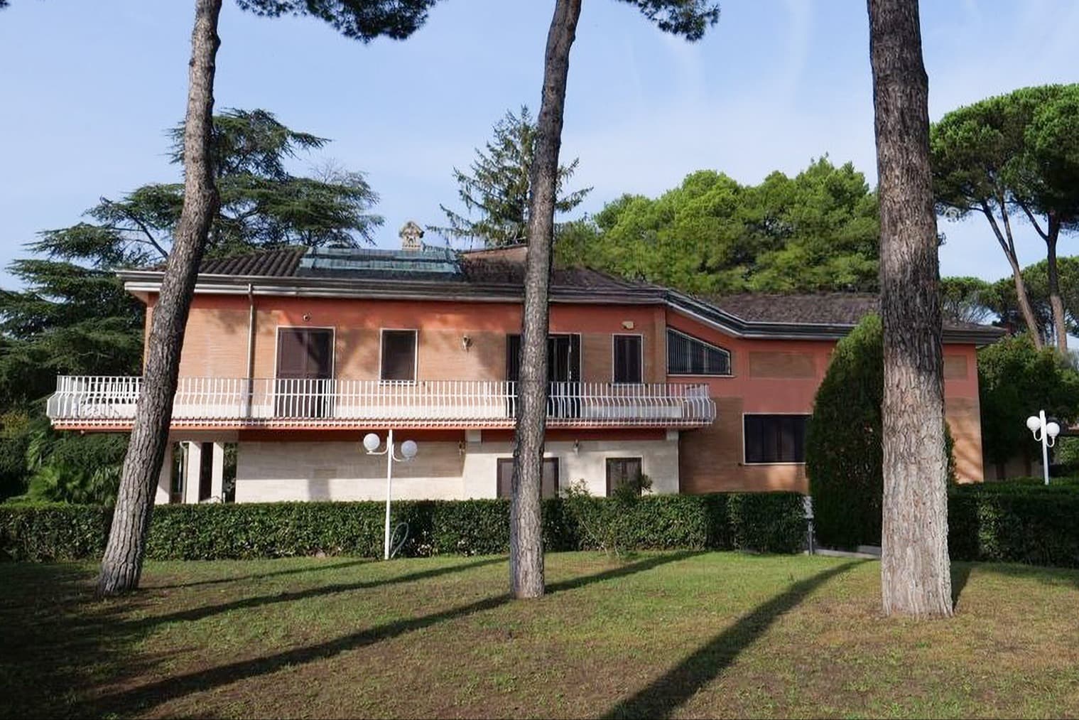 Elegant Villa in Rome, Lazio's Heart