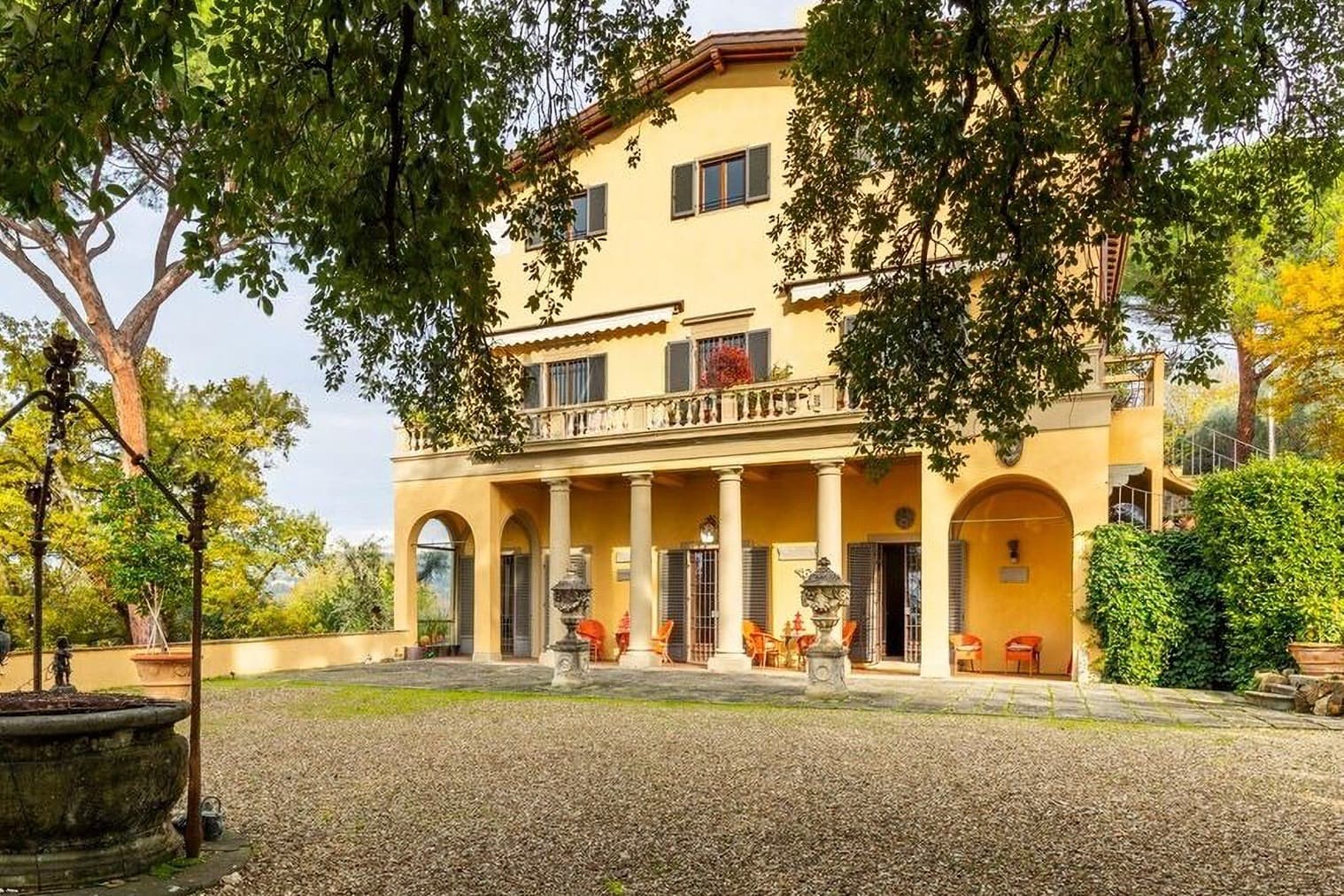 Appartamento storico in villa del XV secolo a Firenze