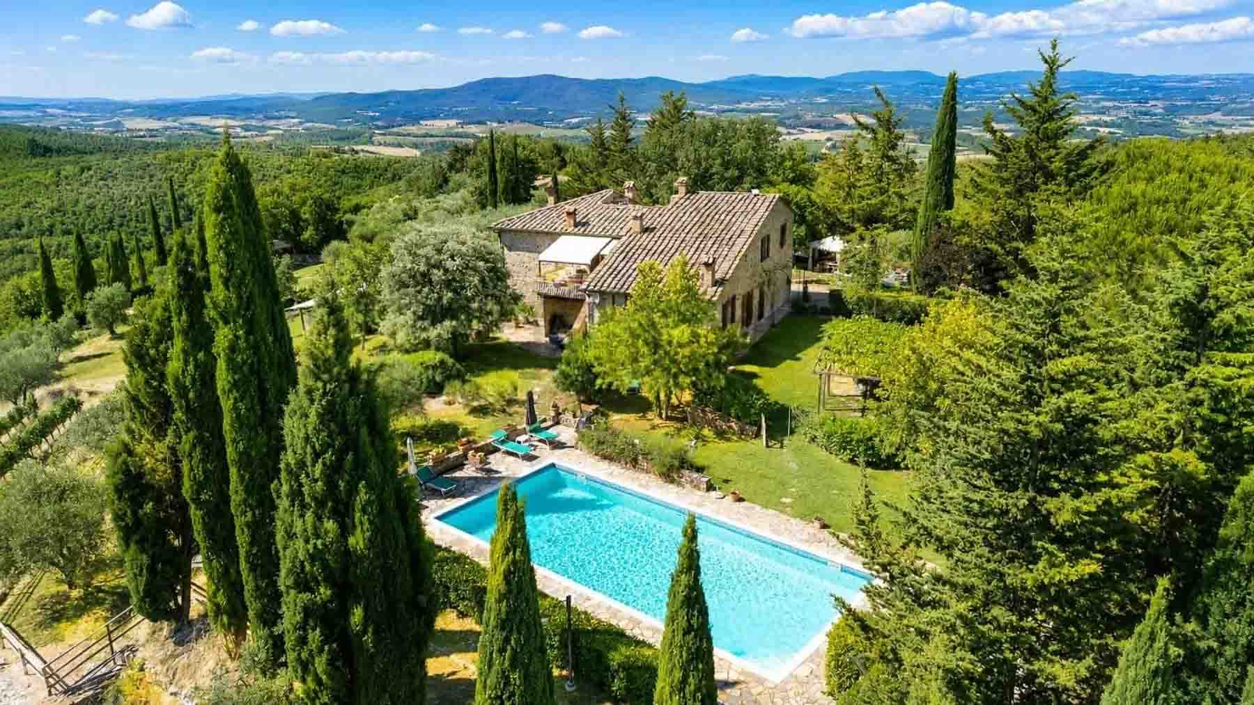 Rustic Country House in Chianti, Tuscany