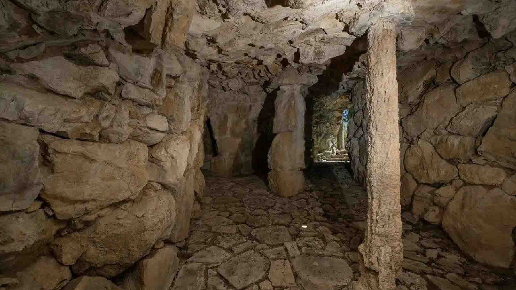 Interiors (10)