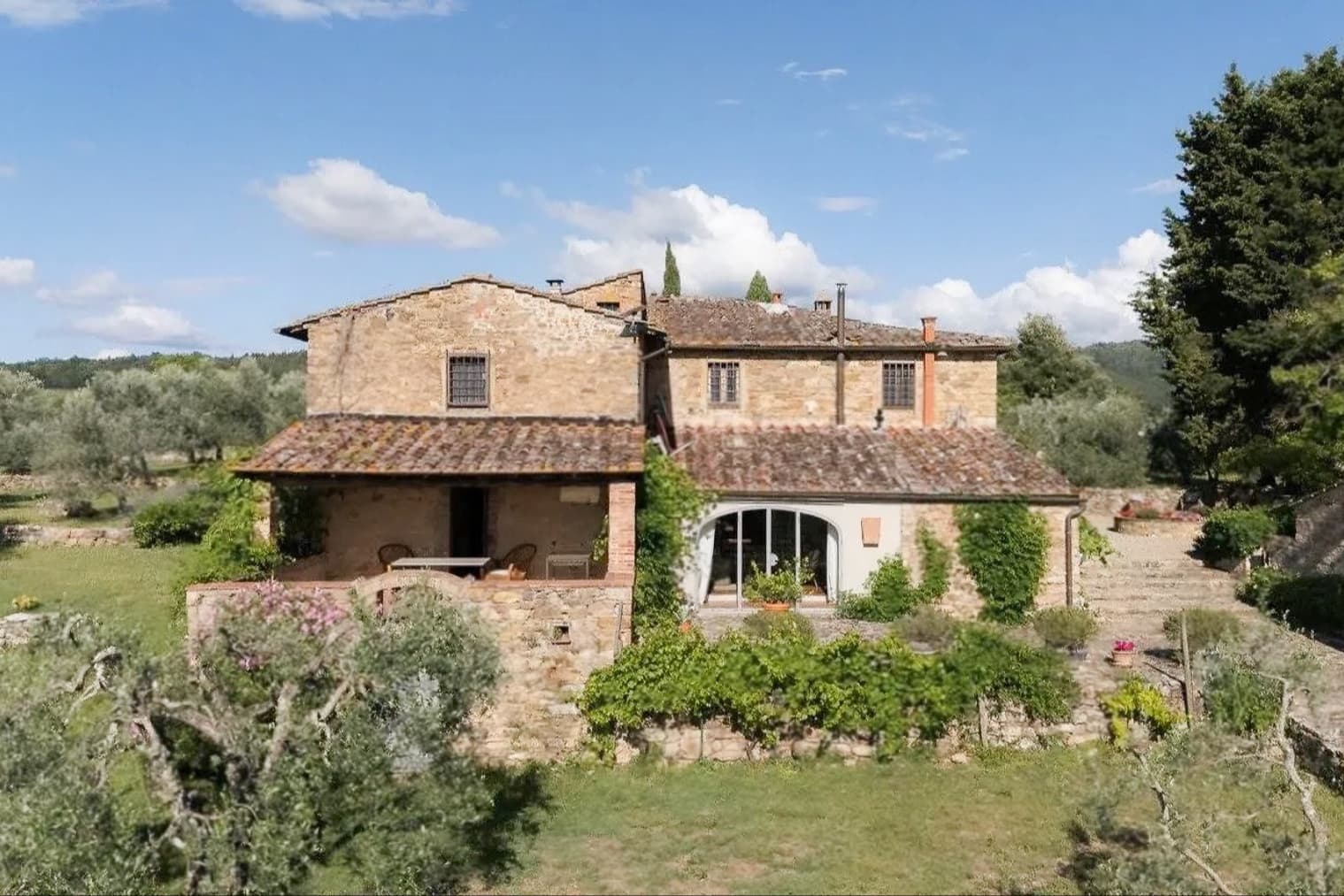 Casale in Toscana: Eleganza tra le colline del Chianti