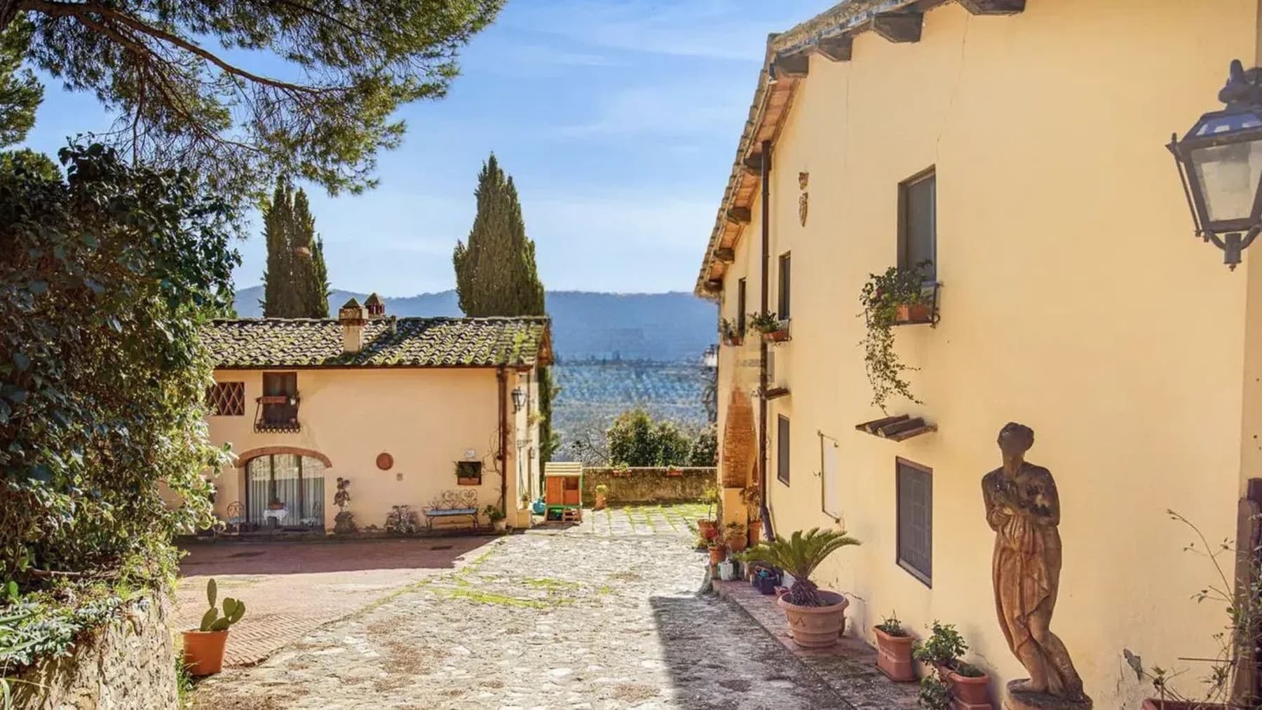 Casale elegante a Scandicci, cuore delle colline toscane