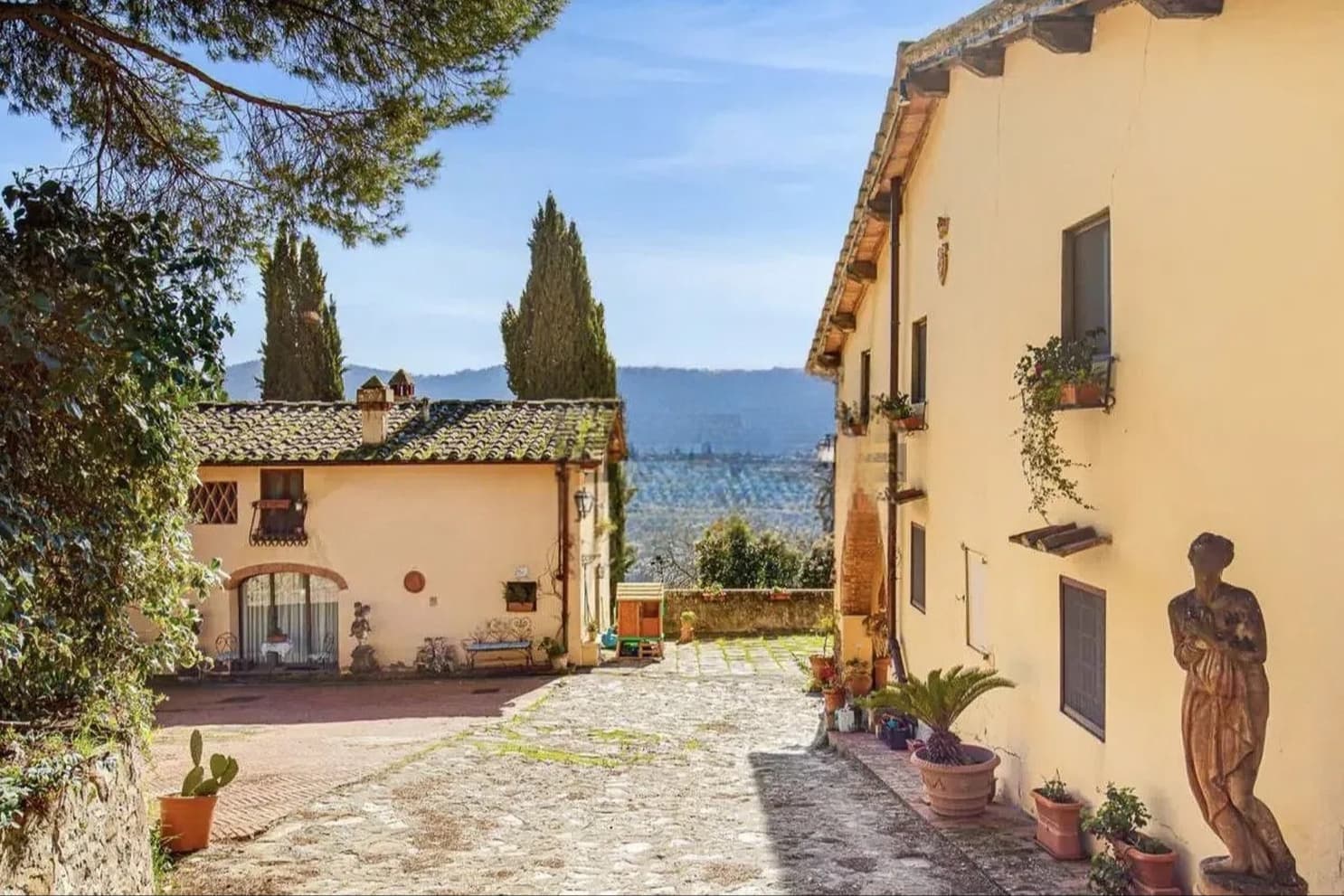Casale elegante a Scandicci, cuore delle colline toscane