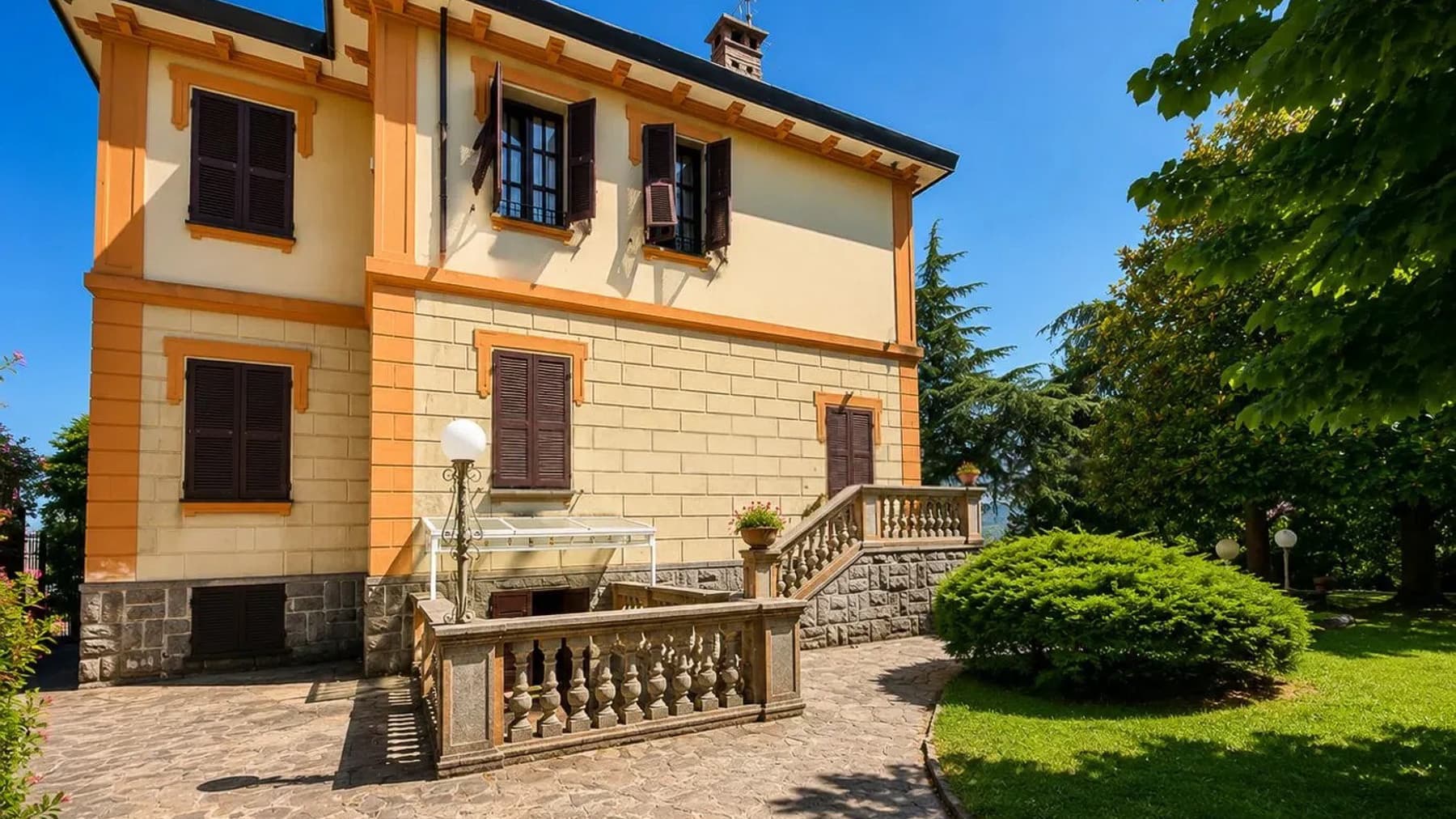 Charming Villa in La Spezia, Liguria