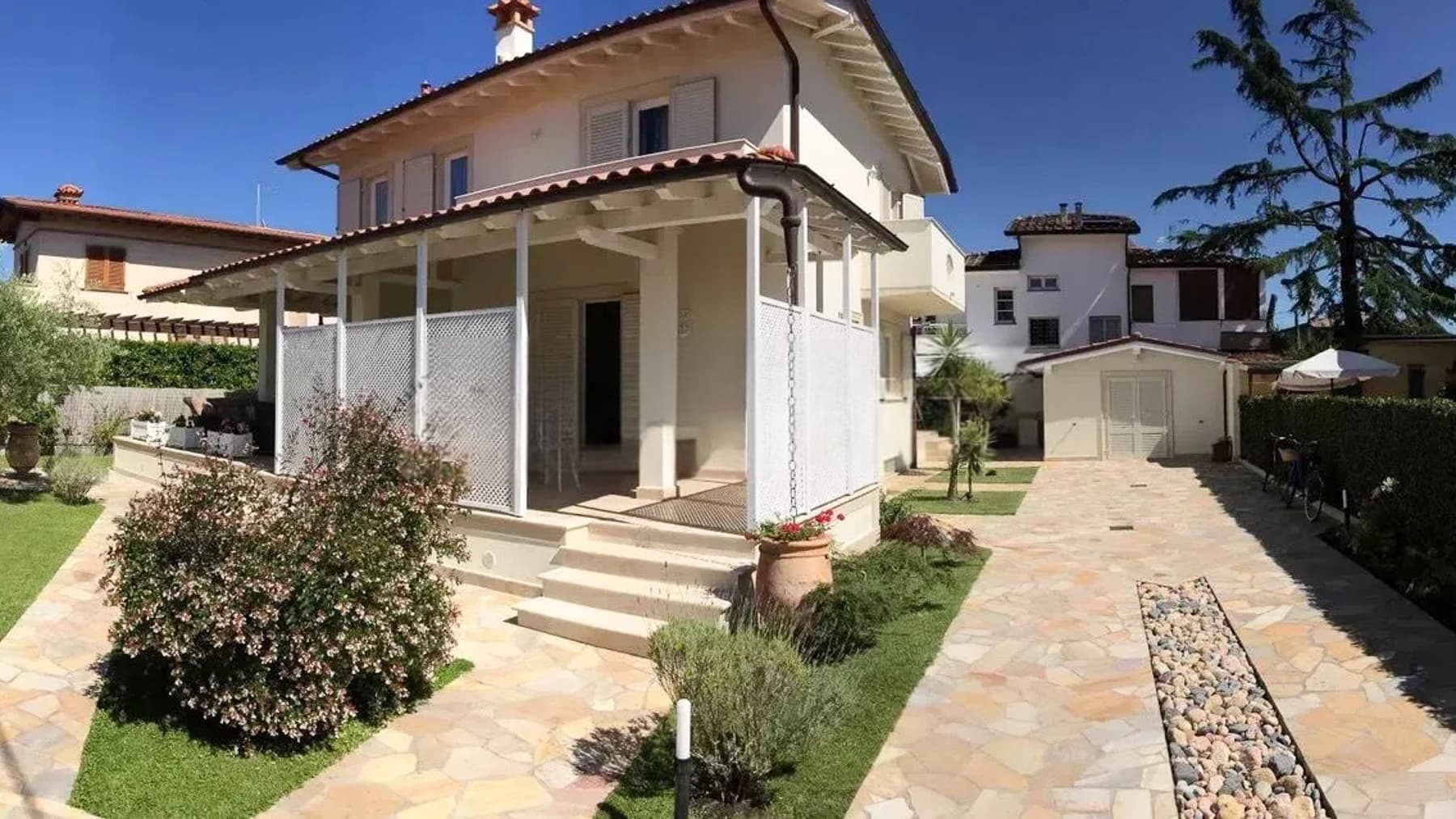 Villa in Marina di Pietrasanta, Tuscany