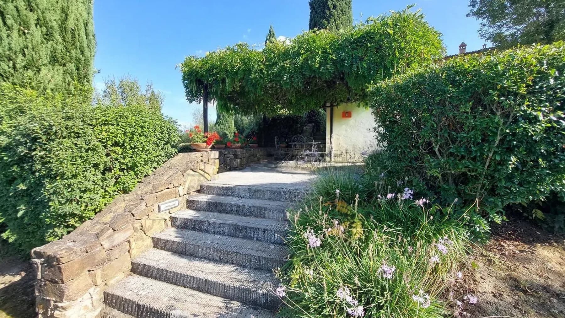 Villa con piscina e vista torri a San Gimignano, Toscana