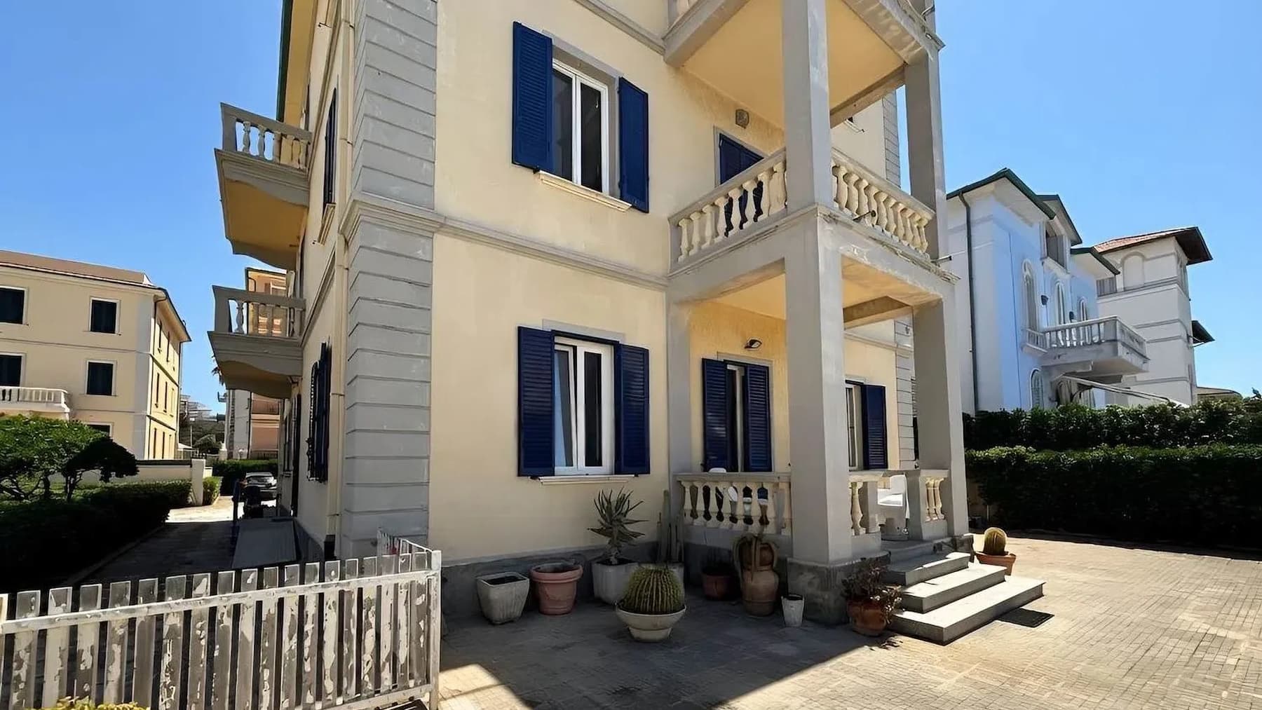 Charming Apartment in San Vincenzo, Tuscany