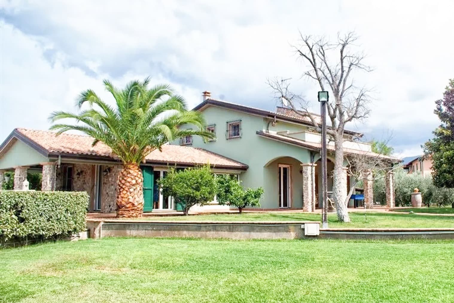 Charming Villa in San Vincenzo, Tuscany