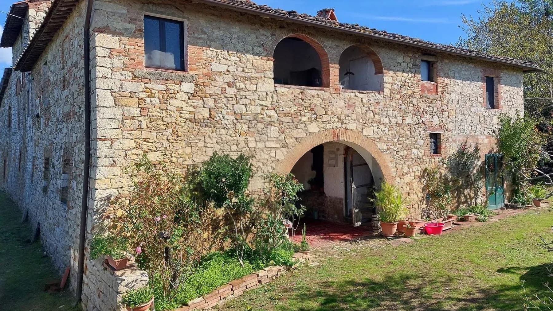 Casale storico nel cuore del Chianti, Gaiole in Chianti