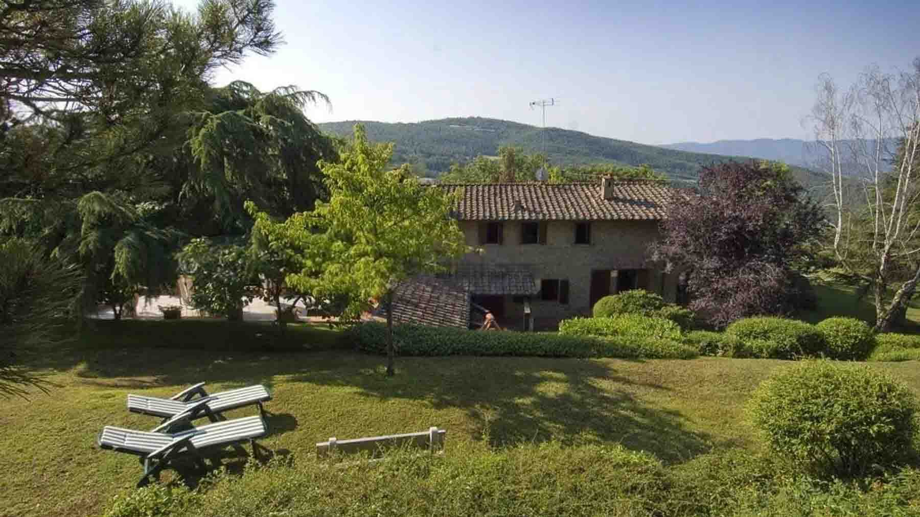 Rustic Country House in Murlo, Tuscany Charm