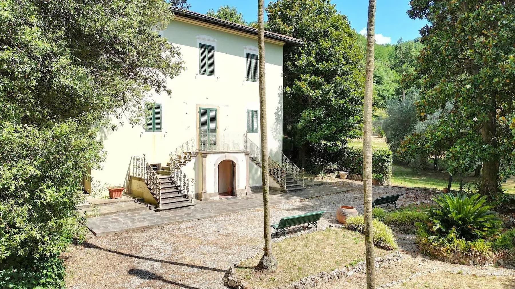 Charming Villa in Lucca, Tuscany