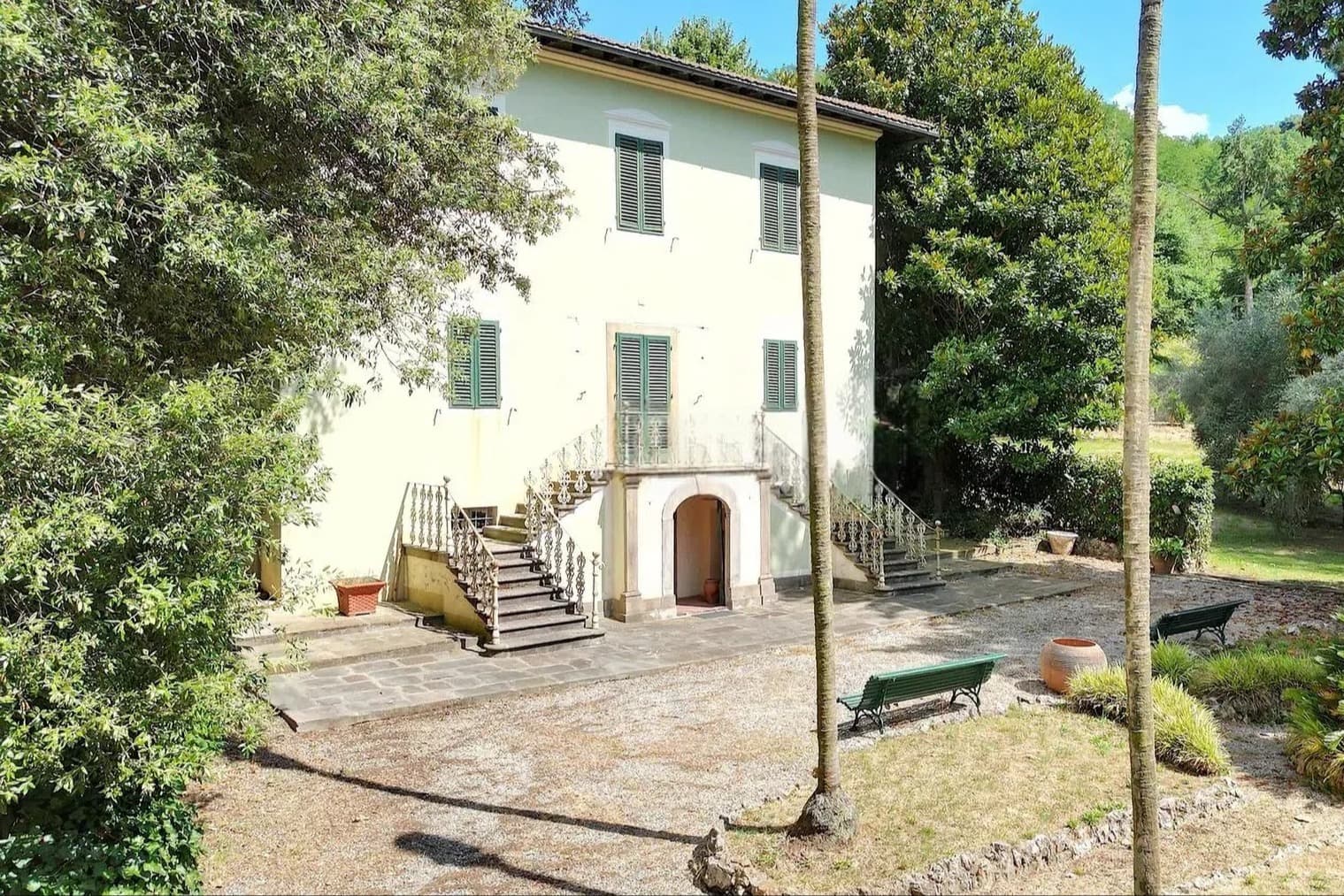 Charming Villa in Lucca, Tuscany