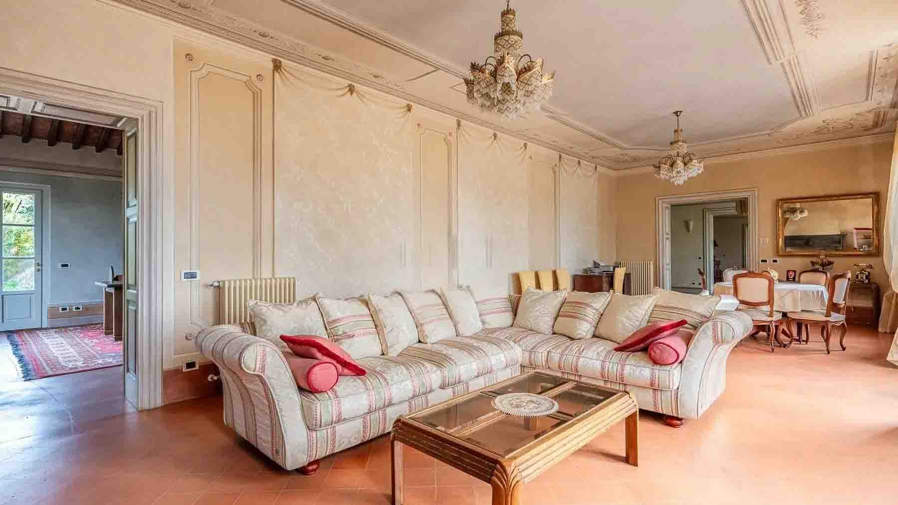Interiors (11)