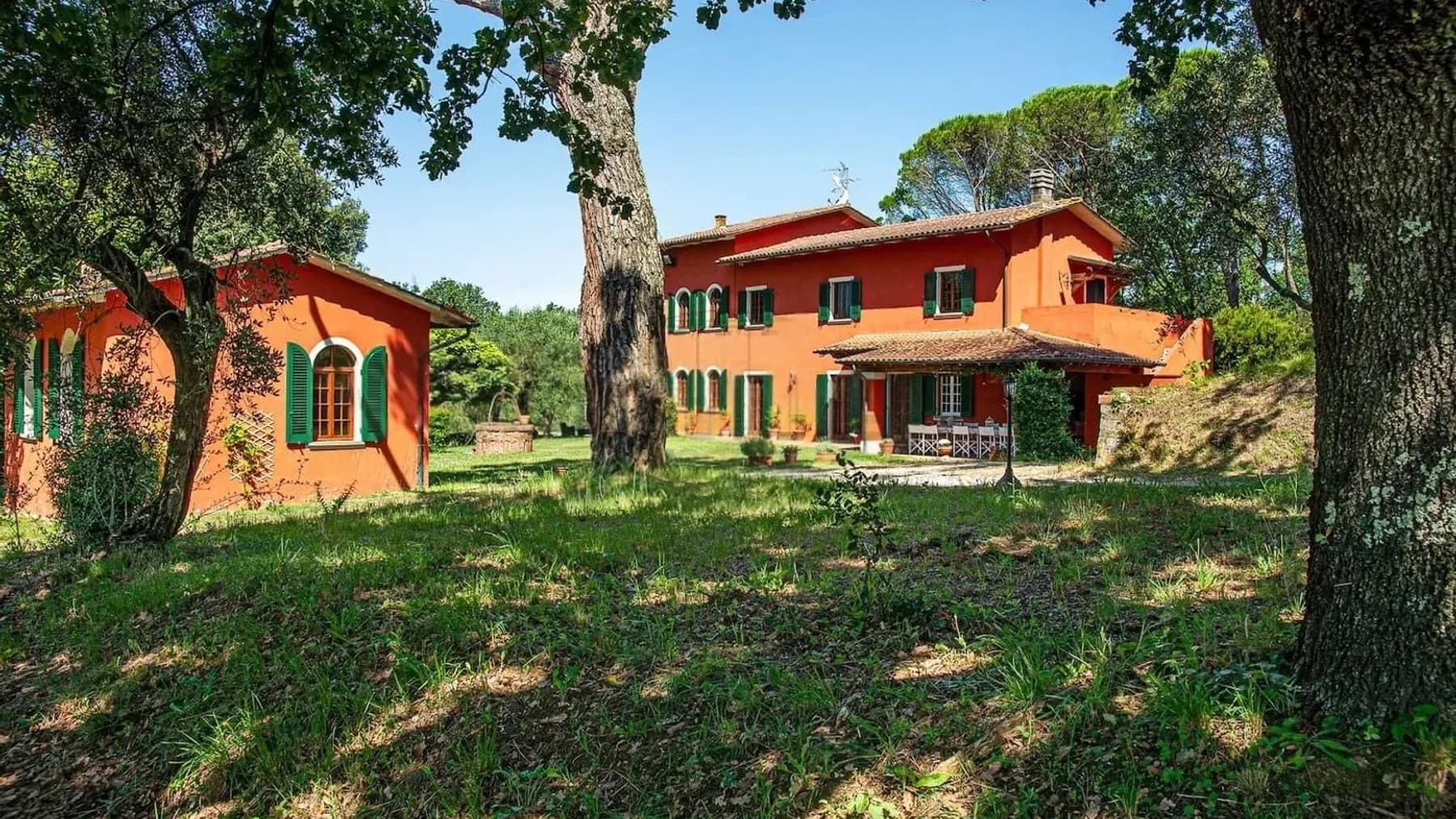 Exquisite Villa in Montecarlo, Tuscany