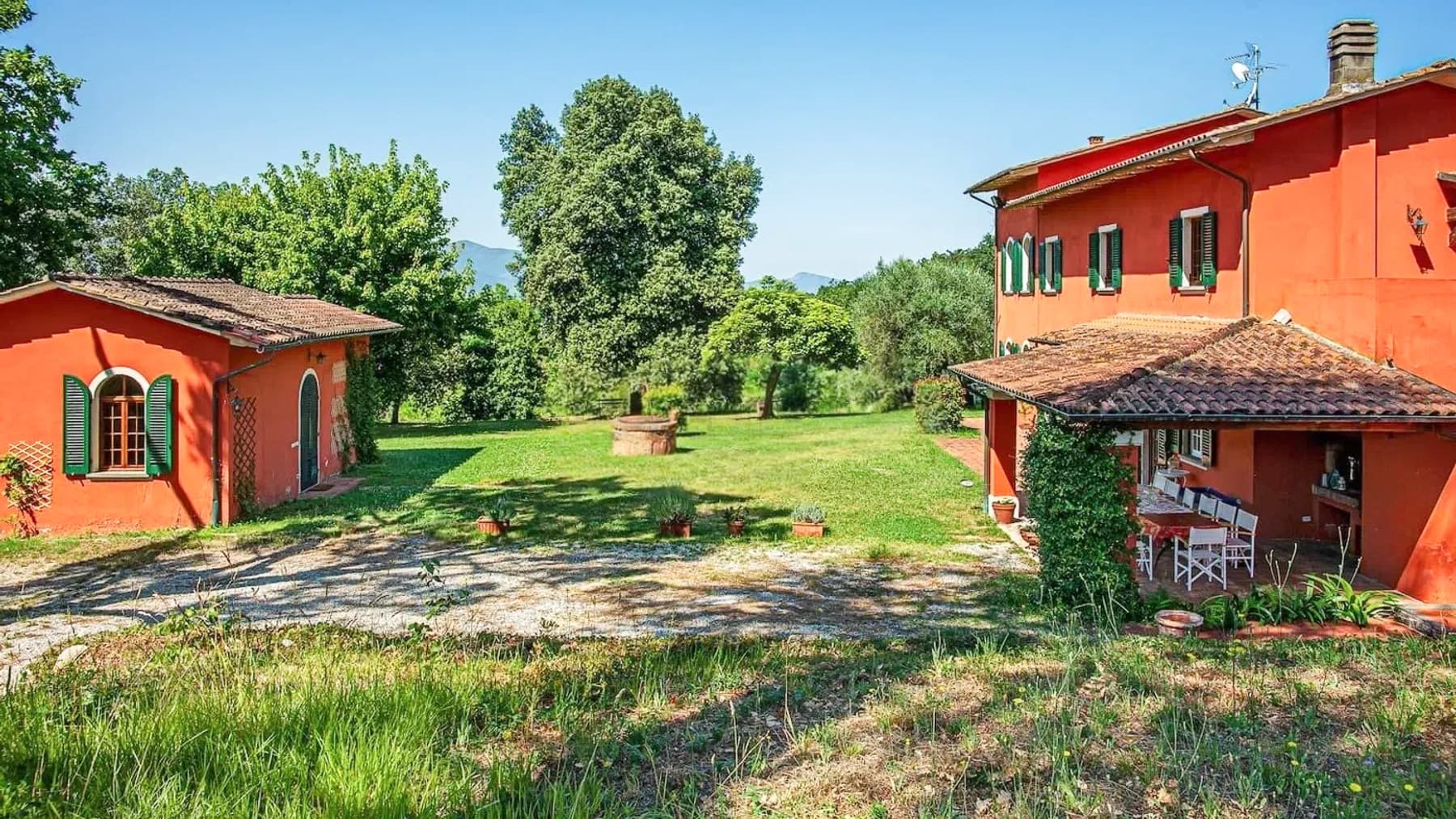 Exquisite Villa in Montecarlo, Tuscany