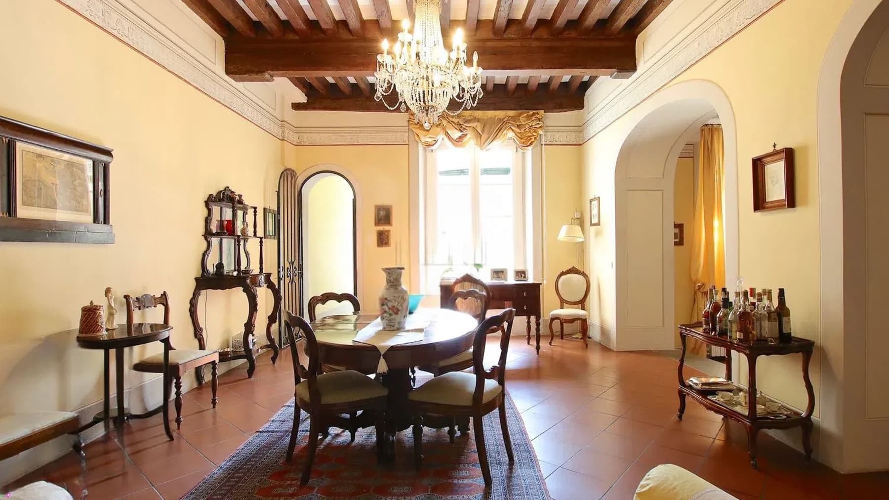 Charming Apartment in Lucca, Tuscany