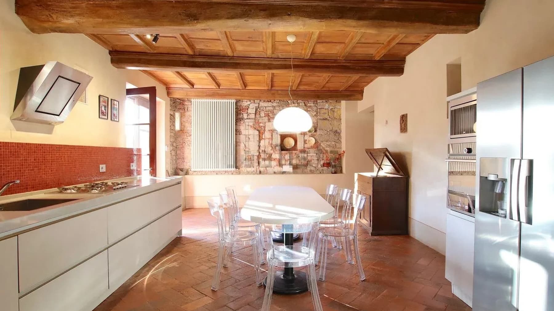 Interiors (19)