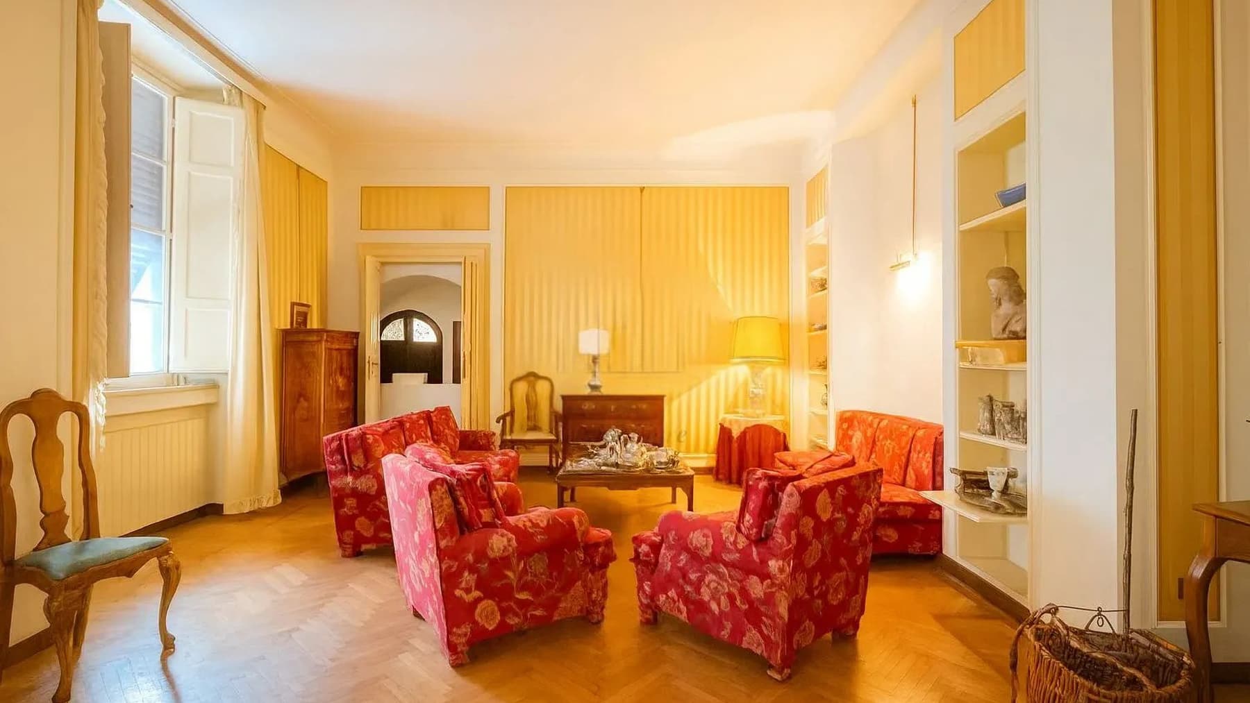 Charming Apartment in Lucca, Tuscany