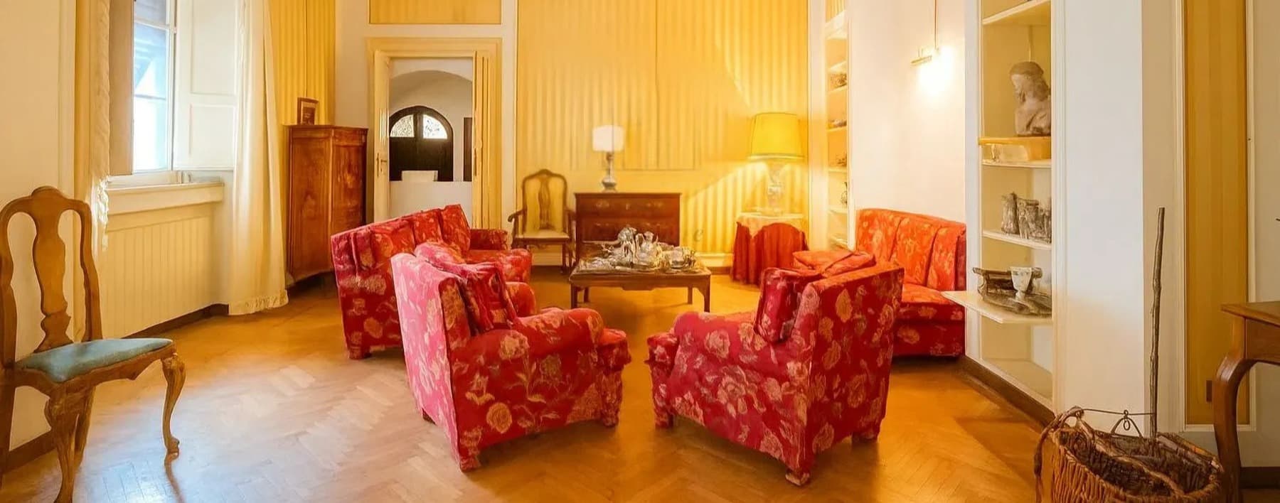 Charming Apartment in Lucca, Tuscany