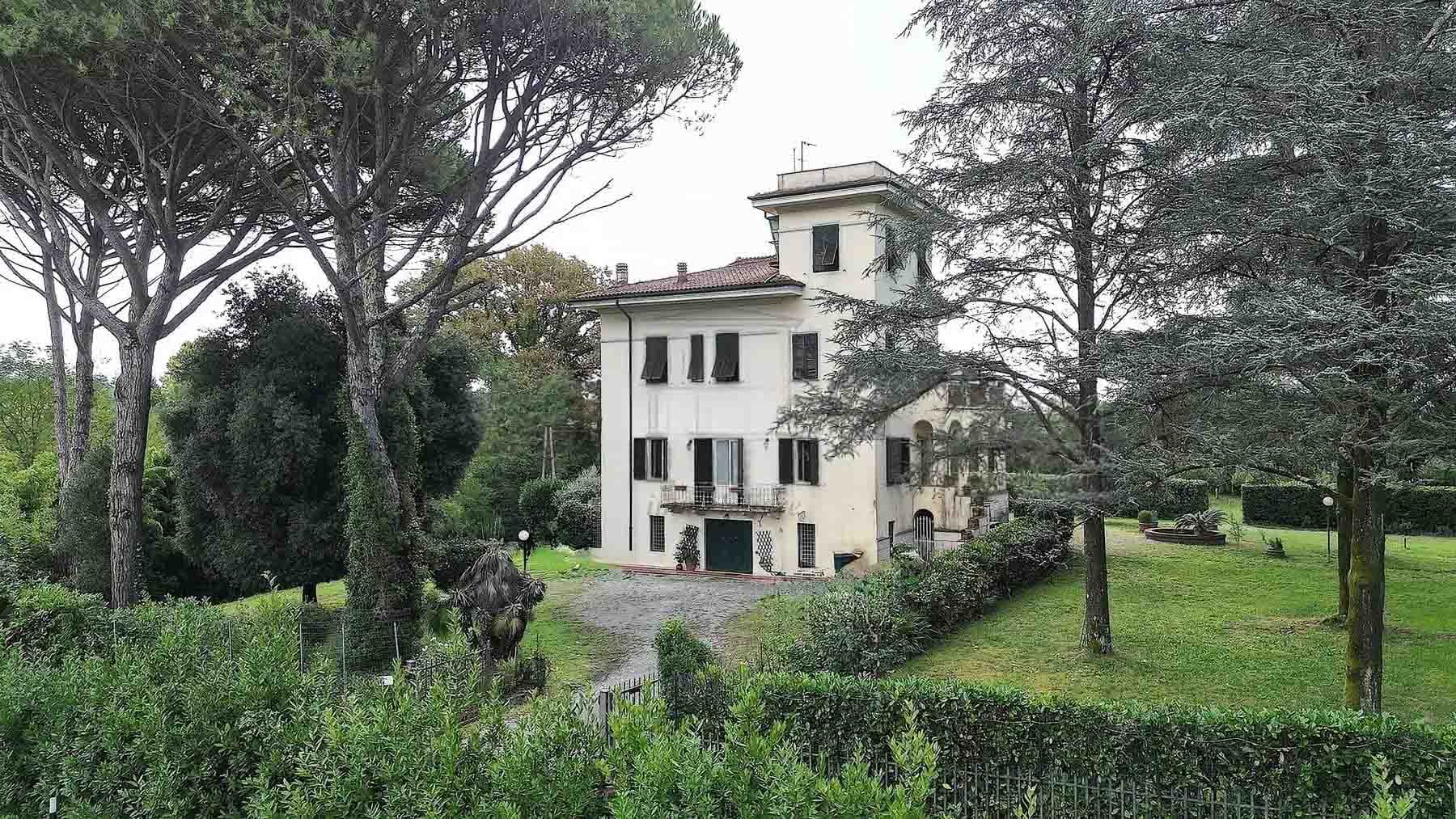Charming Villa in Lucca, Heart of Tuscany