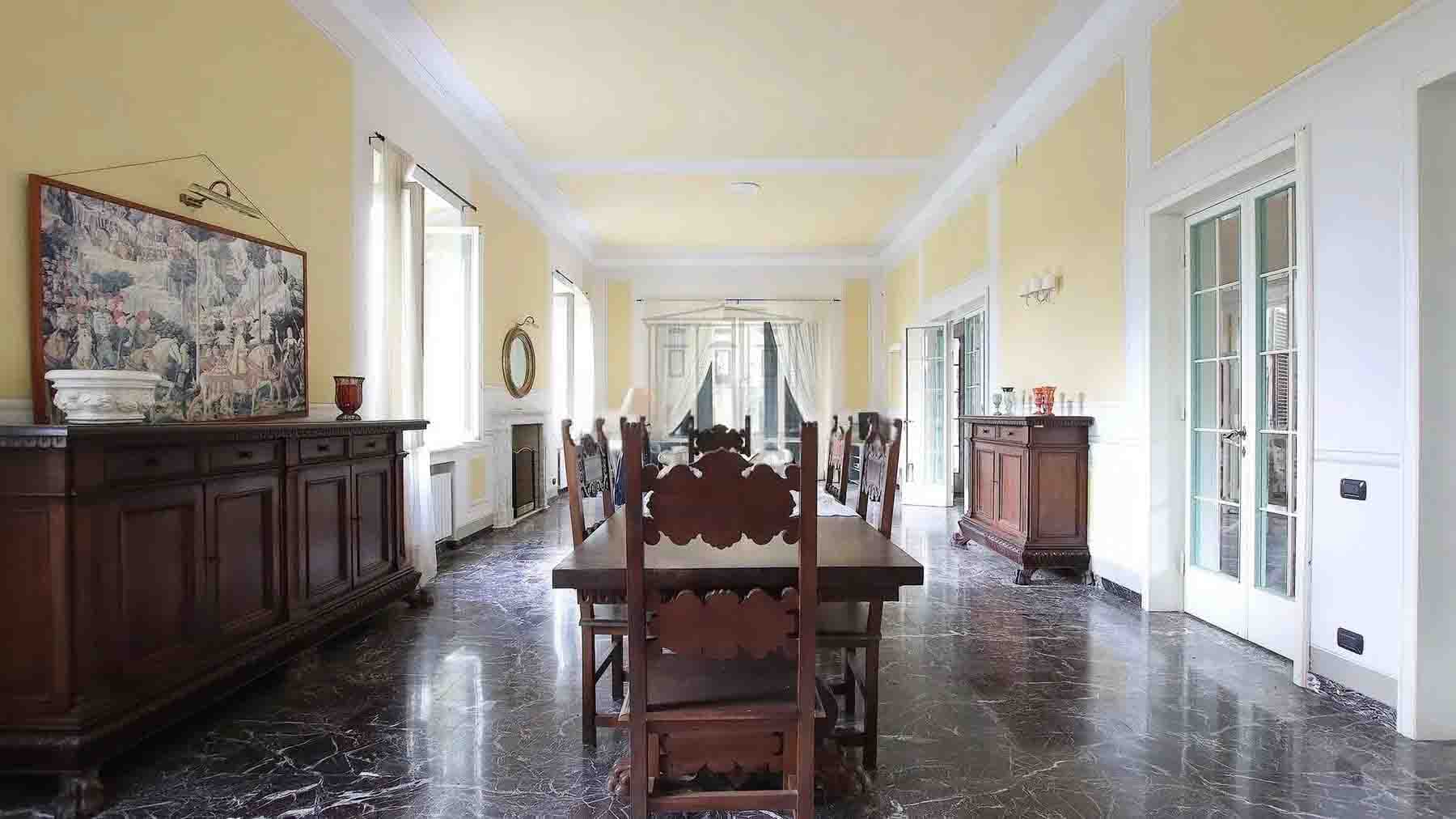Interiors (11)