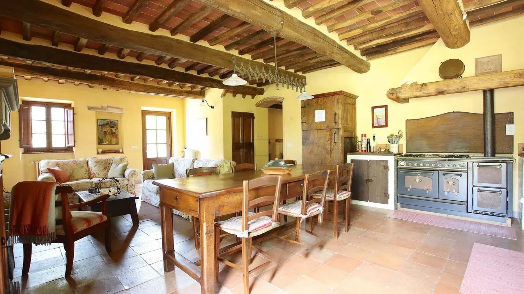 Interiors (12)